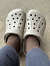卡駱馳（CROCS）貝雅洞洞鞋男鞋女鞋輕便耐磨一腳蹬拖鞋休閑鞋百搭花園鞋|10126 卵石色-2V3 37 /38(230mm) 曬單實(shí)拍圖