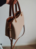 芭莎貝拉;BASA BELA新款輕奢時(shí)尚女包手提斜挎大容量單肩包禮盒裝 奶茶色6377 曬單實(shí)拍圖