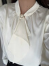 愛(ài)特愛(ài)（EITIE）設計感飄帶通勤干練白襯衫上衣2026春季新款大牌雪紡衫A2613109 珍珠白11 M (160) 曬單實(shí)拍圖