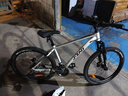 京東京造 XC350山地自行車(chē)鋁合金禧瑪諾21速油壓碟剎成年人學(xué)生17寸時(shí)空銀 曬單實(shí)拍圖