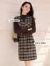 香影（xiangying）香影格子連衣裙套裝女2025冬季新款針織衫咖色無袖背心裙子兩件套 曬單實拍圖