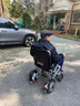 護衛神電動(dòng)輪椅車(chē)老人輕便折疊旅行代步無(wú)刷智能全自動(dòng)小金剛W76003 【2】旗艦款/12安鋰電池/電助推/LED尾燈 此款搭載“專(zhuān)利防翻系統” 曬單實(shí)拍圖