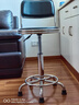 盛浪吧臺椅車(chē)間工作凳升降前臺椅實(shí)驗室凳子帶靠背 滑輪-不銹鋼腳踏 曬單實(shí)拍圖