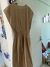 LESS夏接觸涼感簡(jiǎn)約通勤長(cháng)裙氣質(zhì)松緊收腰無(wú)袖連衣裙2P4G12070 250卡其 M 曬單實(shí)拍圖
