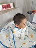 宜品達兒童理發(fā)圍兜寶寶剪發(fā)圍布集發(fā)神器不粘發(fā)專(zhuān)用罩衣嬰兒理發(fā)圍布兜 【寶寶理發(fā)圍布】藍色滑板恐龍 （送掃發(fā)綿+收納袋+夾子） 曬單實(shí)拍圖