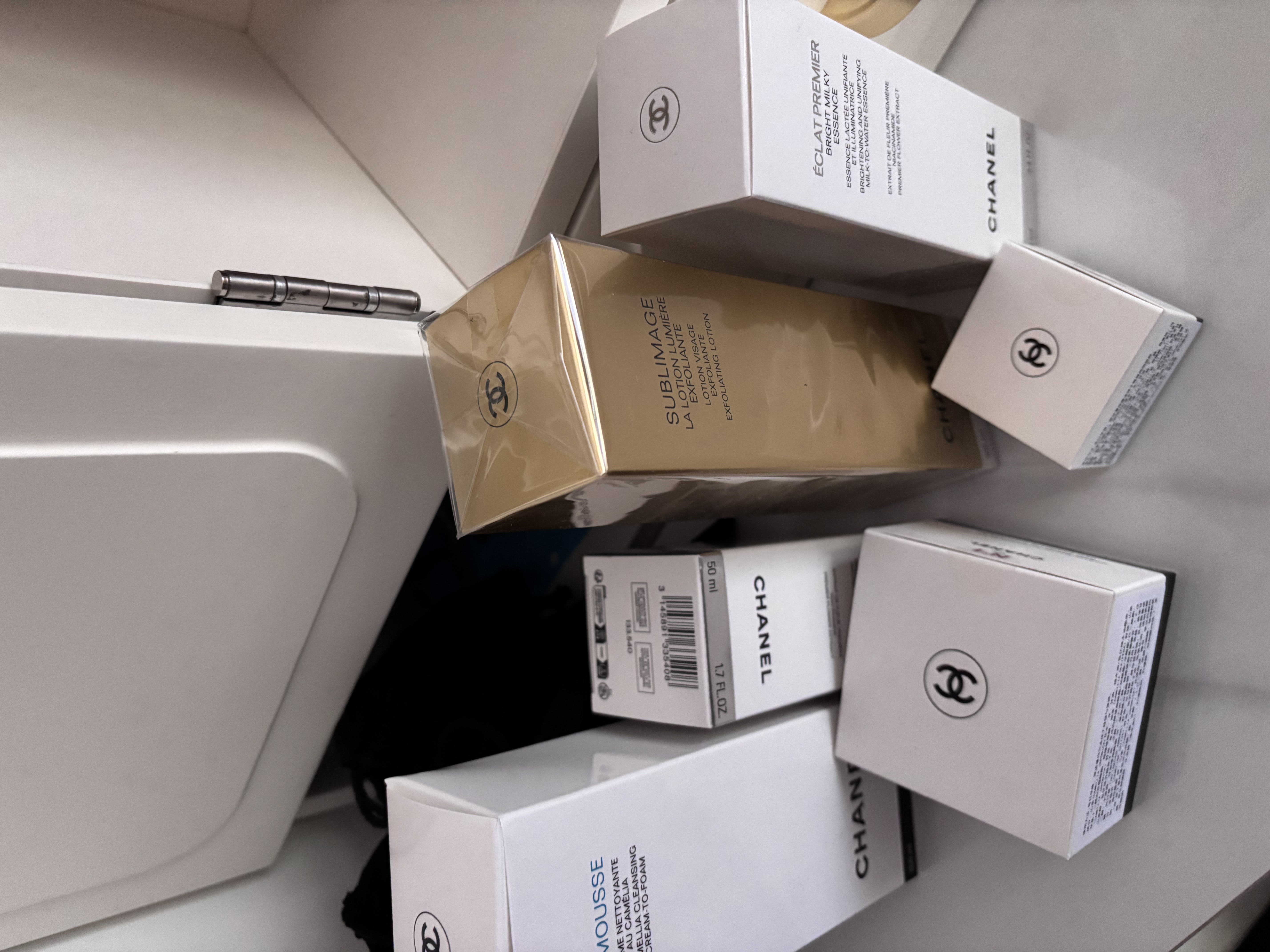 CHANEL【七夕禮物】香奈兒一號紅山茶花面霜 抗皺緊致 保濕護膚品 滋潤 50g 曬單實拍圖