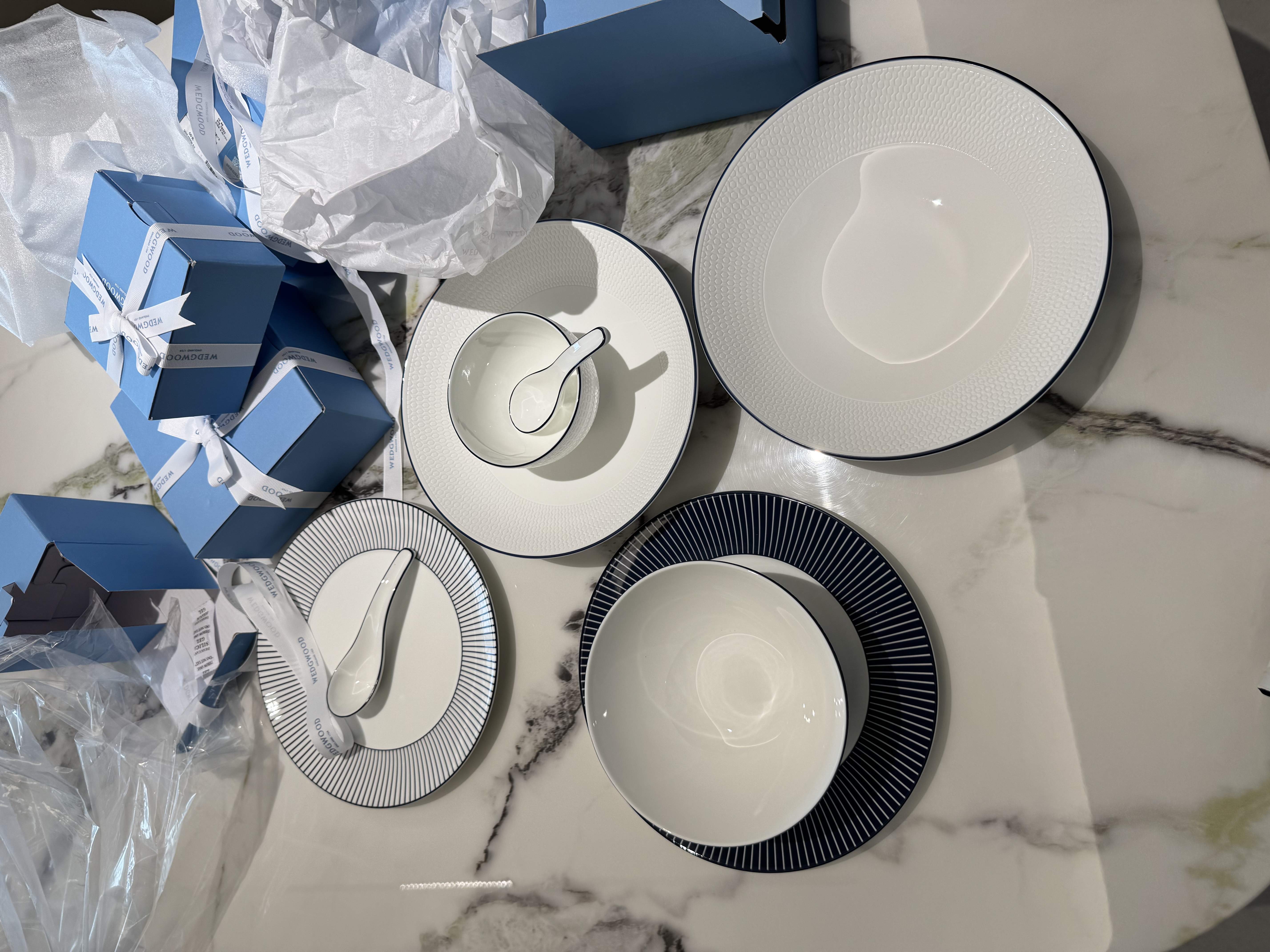 Wedgwood[送禮佳選]威基伍德藍調幾何兩人食骨瓷餐具碗盤子喬遷禮 藍調幾何2人食 8頭 曬單實拍圖