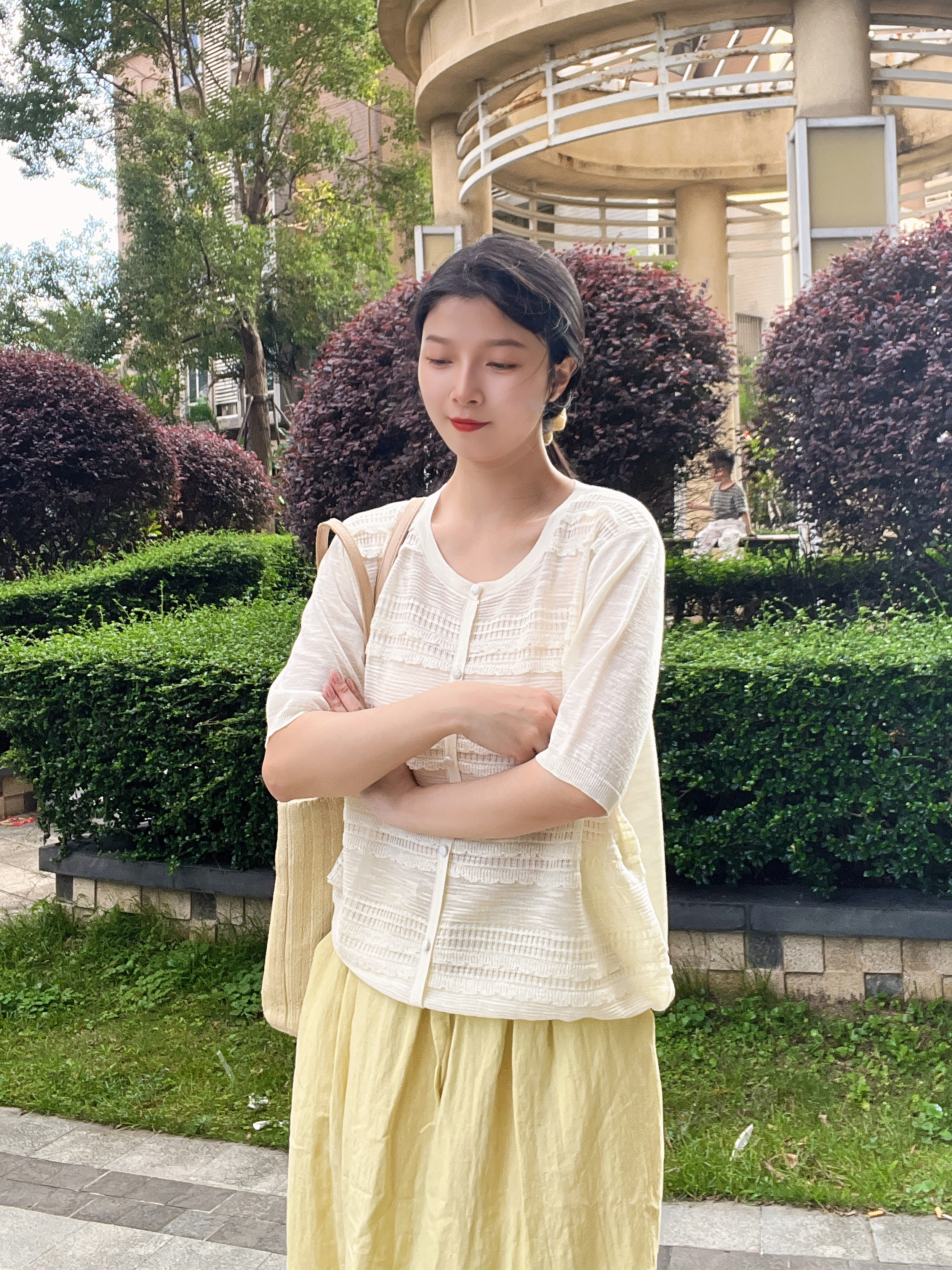 歐洲羊蕾絲時尚短袖t恤女高檔夏季2026新款打底衫洋氣圓領(lǐng)冰絲針織上衣 曬單實拍圖