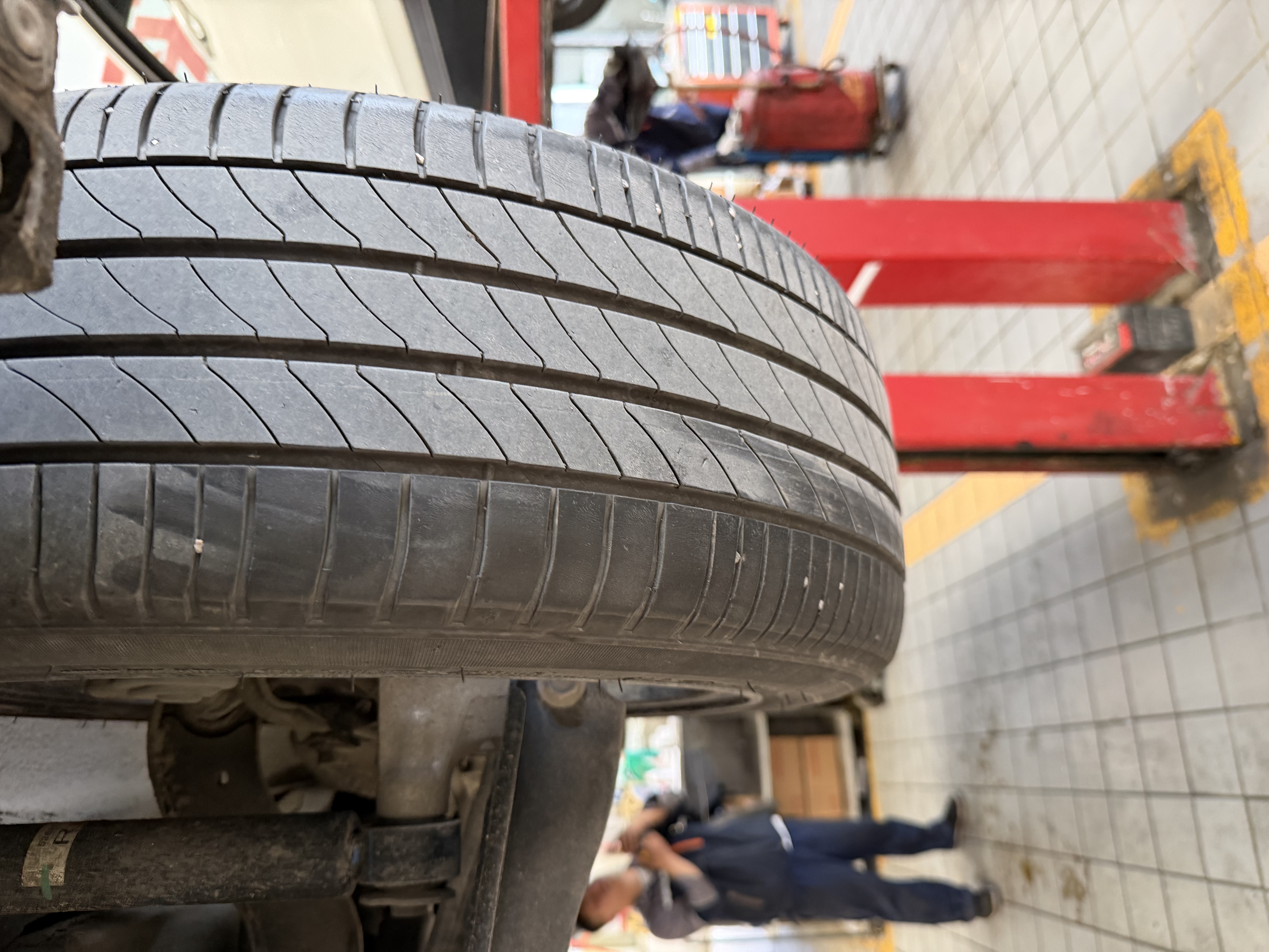 森麒麟235/45R18 990花紋 原裝配套 235/45R18 990 原裝配套 正品行貨 曬單實拍圖