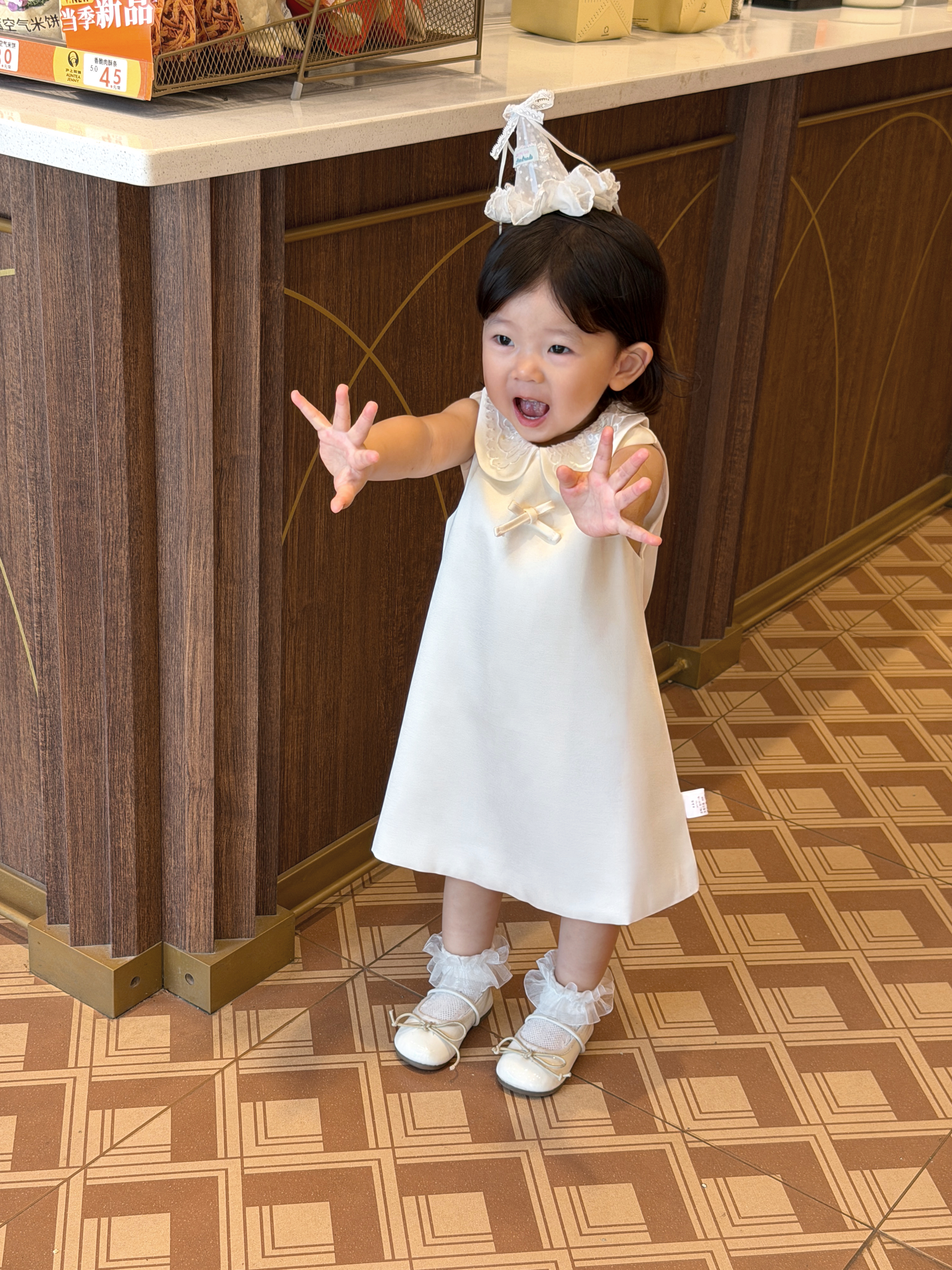 木本尚女童夏裝公主裙嬰幼兒寶寶連衣裙周歲禮服生日裙子洋氣新款 M25X2406 米白色單裙子 90 cm 曬單實拍圖