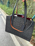 蔻馳（COACH）奧萊女士女包經(jīng)典標志帆布CHARLIE CARRYALL手提包通勤斜挎包 淺黃色硬件/木炭色 午夜海軍藍色 曬單實(shí)拍圖