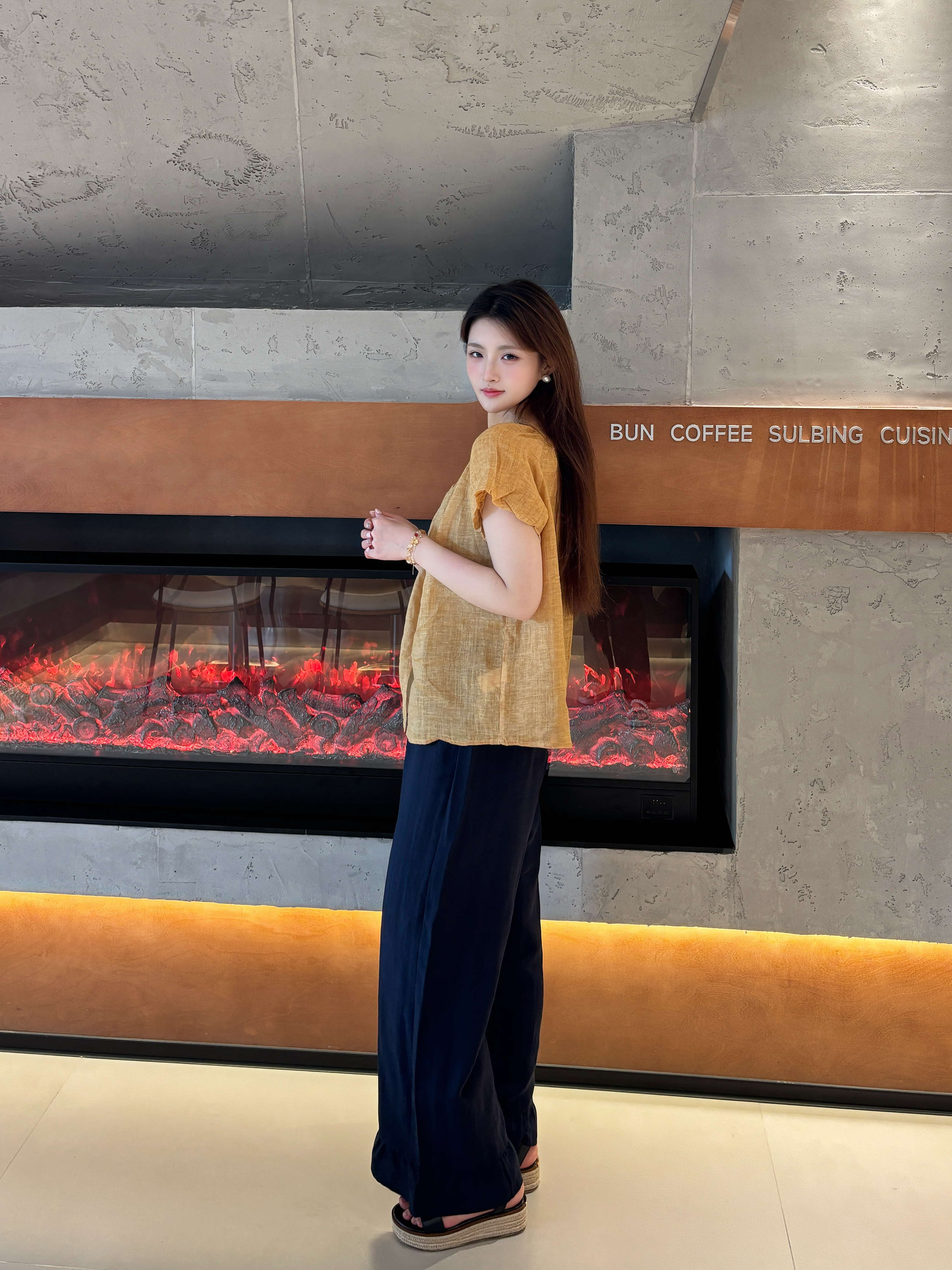 茵曼（INMAN）【100%苧麻】寬松燈籠袖襯衫女2026夏季女裝新款清麻炒色短袖上衣 淺橙色 -18424248H M 曬單實拍圖