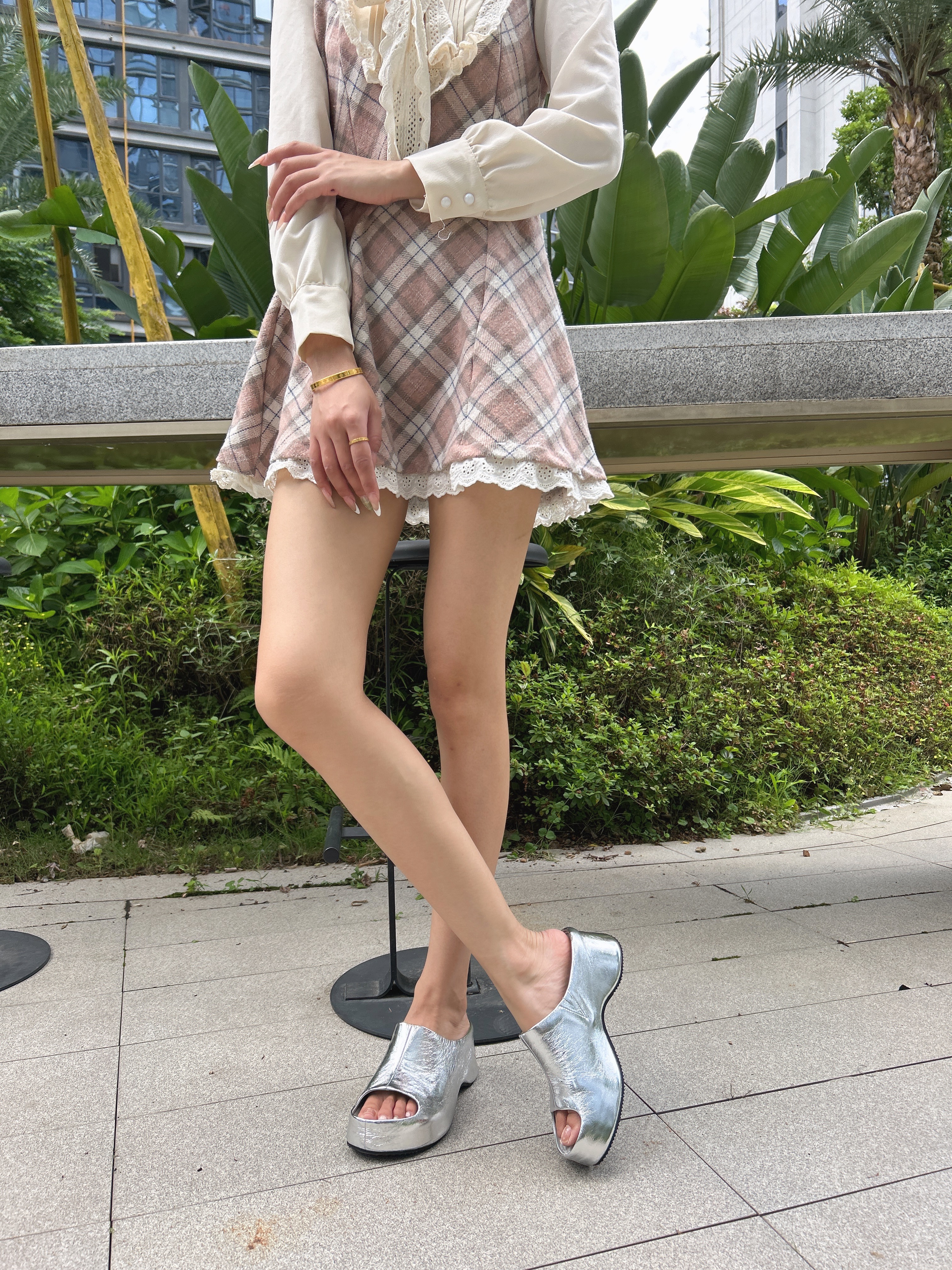 萊爾斯丹厚底外穿拖鞋女夏季2026新款真皮魚嘴涼拖鞋女士增高一字沙灘鞋子 米白色 37 曬單實拍圖