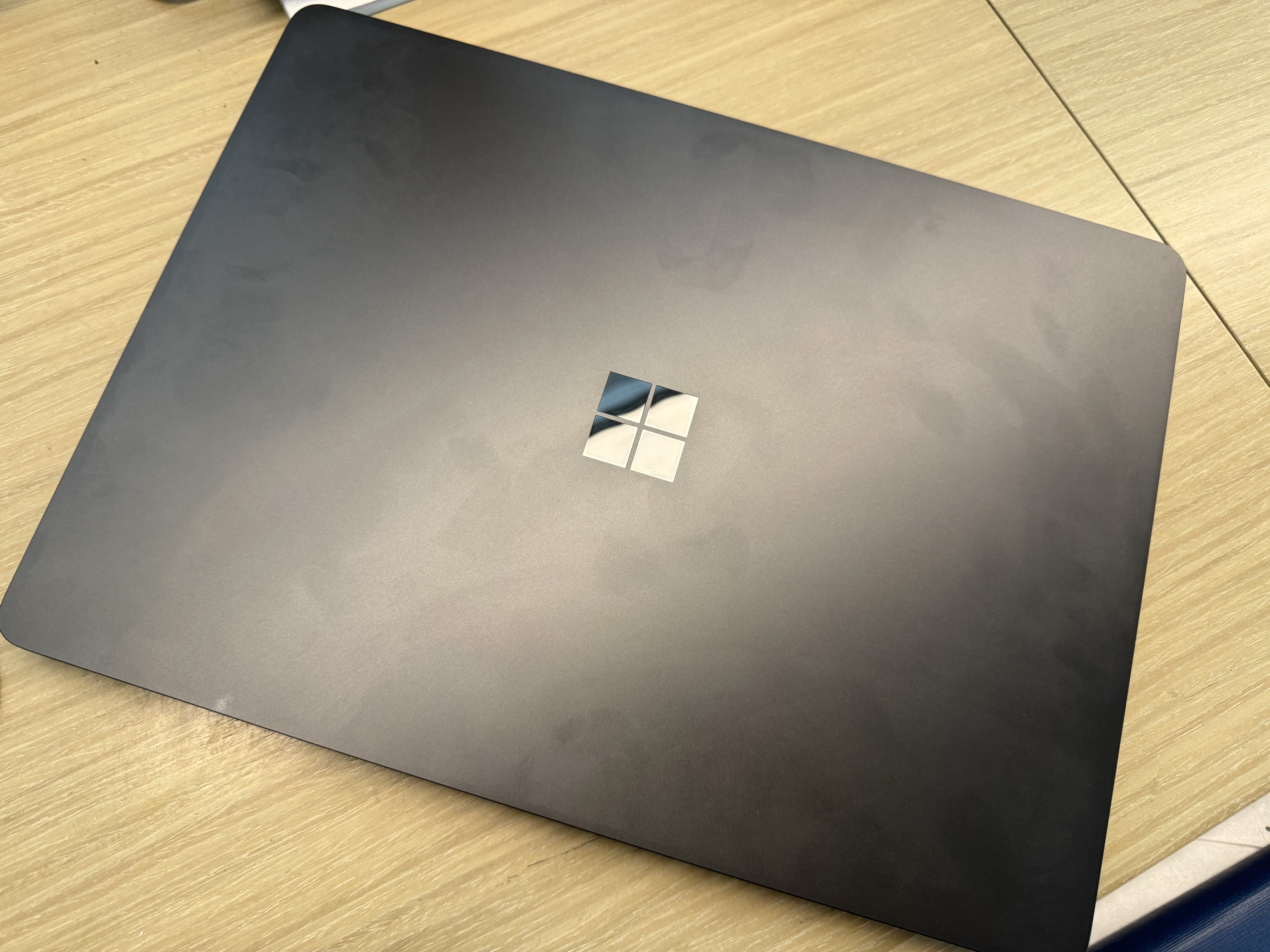 微軟（Microsoft）Surface Laptop7 商用版(第7代) 輕薄筆記本電腦 觸控屏辦公 Intel Ultra2代 X86架構 Win11專業版 13.8英寸Ultra7-32G+1T 曬單實拍圖
