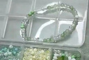 AMOR HOUR手串diy套裝24格盒裝亞克力米珠隨機(jī)顏色混裝散珠全套手作手鏈串珠diy手工配件材料包送鋼圈彈力繩 曬單實拍圖