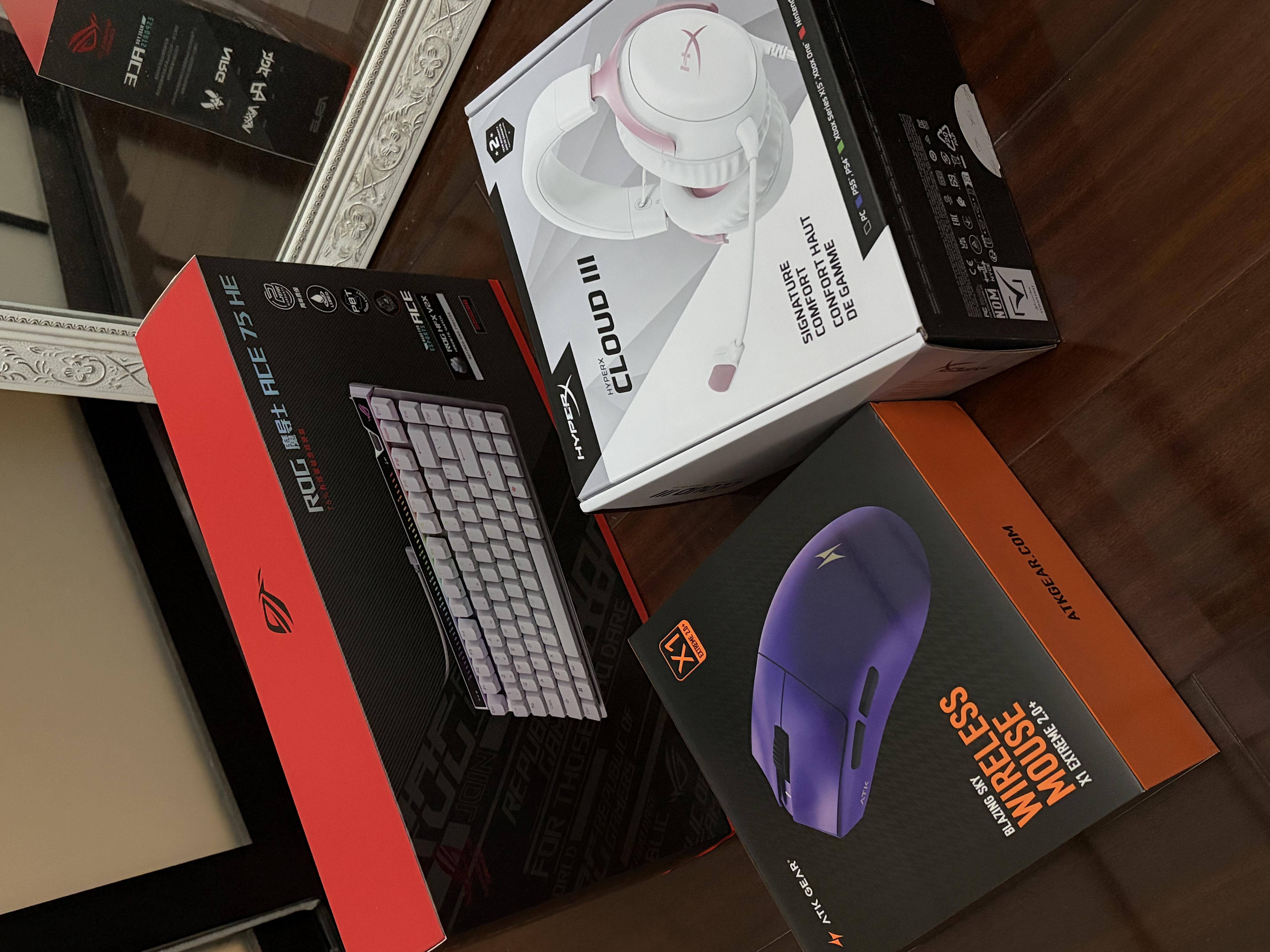 極度未知（HYPERX）颶風2升級款颶風3 頭戴式游戲電競耳機電腦耳麥 吃雞游戲耳機 適配三角洲行動 【颶風3霧光粉】稀有限定配色 頭戴式游戲耳機 曬單實拍圖