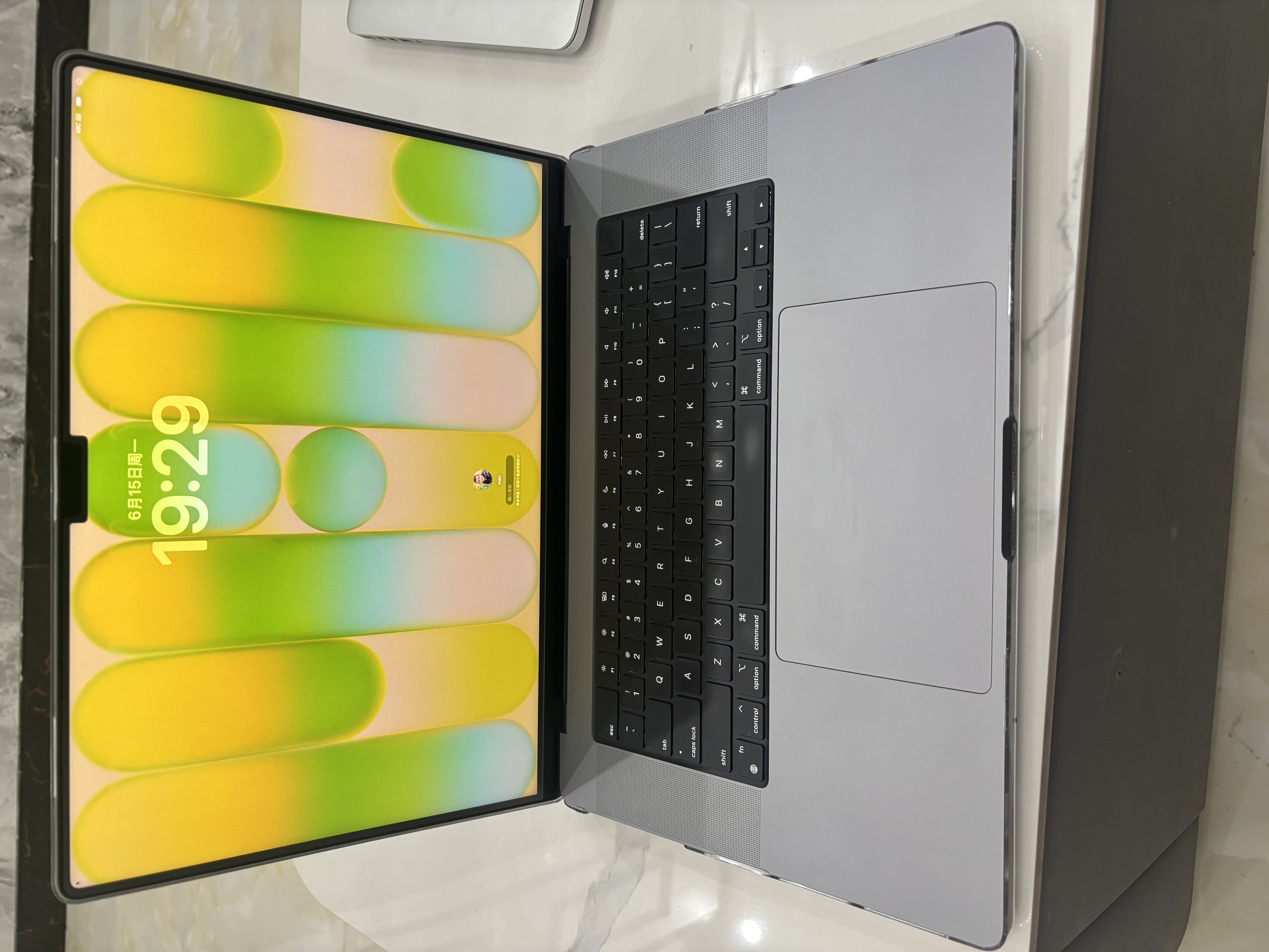 二手Macbook Pro蘋果筆記本電腦超強(qiáng)M1234芯辦公設(shè)計(jì)渲染開發(fā) 21款16寸1E3定制M1Pro/32G-512G 99新【新款（Apple）M芯片】 曬單實(shí)拍圖