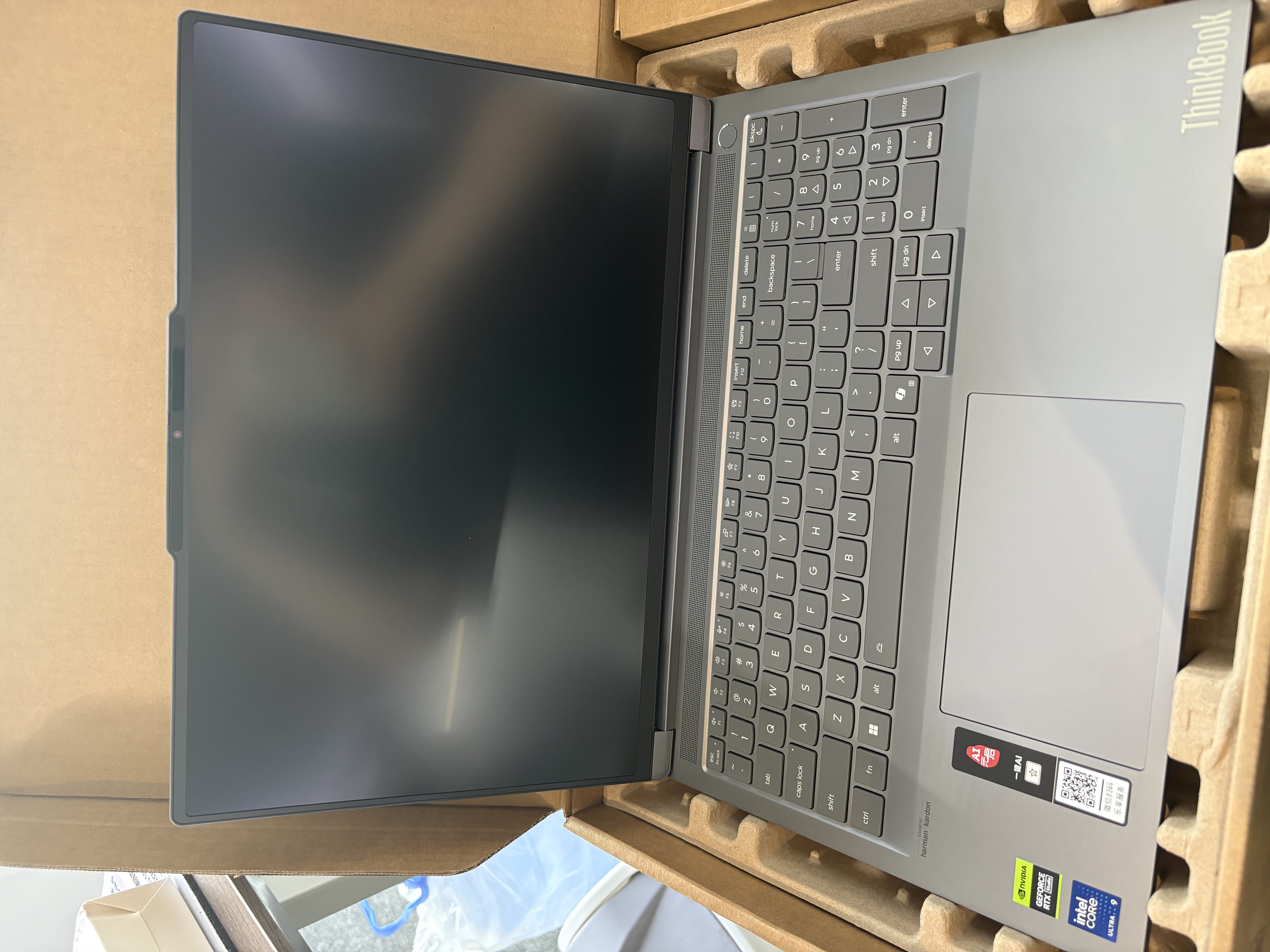 ThinkPad聯(lián)想ThinkBook16P【補貼20%】2026款50系獨顯高端商務(wù)辦公渲染設(shè)計剪輯移動工作站筆記本電腦 ZL22 Ultra9-275HX丨RTX5070丨3.2K 64G內(nèi)存 2 曬單實拍圖