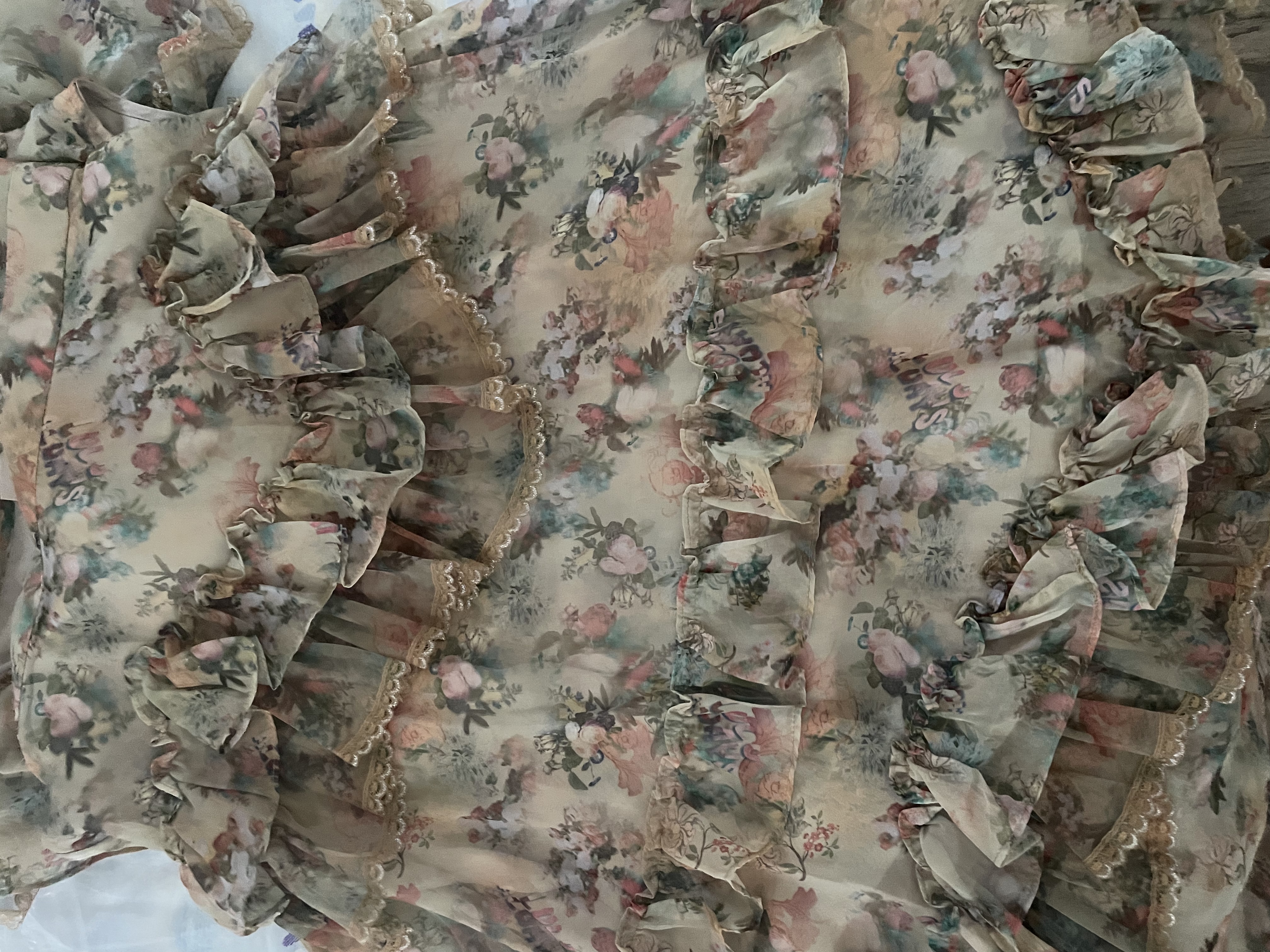 LULUALWAYS我愛露露25夏季新款法式名媛氣質女神范蛋糕裙蕾絲高級感長連衣裙 淺黃色 S 曬單實拍圖