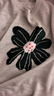 初語(yǔ)竹節(jié)麻針織衫女2026夏季新款圓領(lǐng)短袖花朵提花上衣 曬單實(shí)拍圖