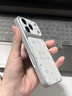 聲奧（SHENG AO）適用蘋果17promax手機殼新款皮紋線條涂鴉小貓iPhone16pro保護套電鍍防摔全包15簡約ins風女14外殼 仿原小羊皮-銀色-樂符貓咪 iPhone 17 Pro 曬單實拍圖