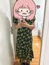 白鹿語法式復古碎花連衣裙26夏圓領正肩泡泡袖日常款長裙 黑底綠花  XL 曬單實拍圖