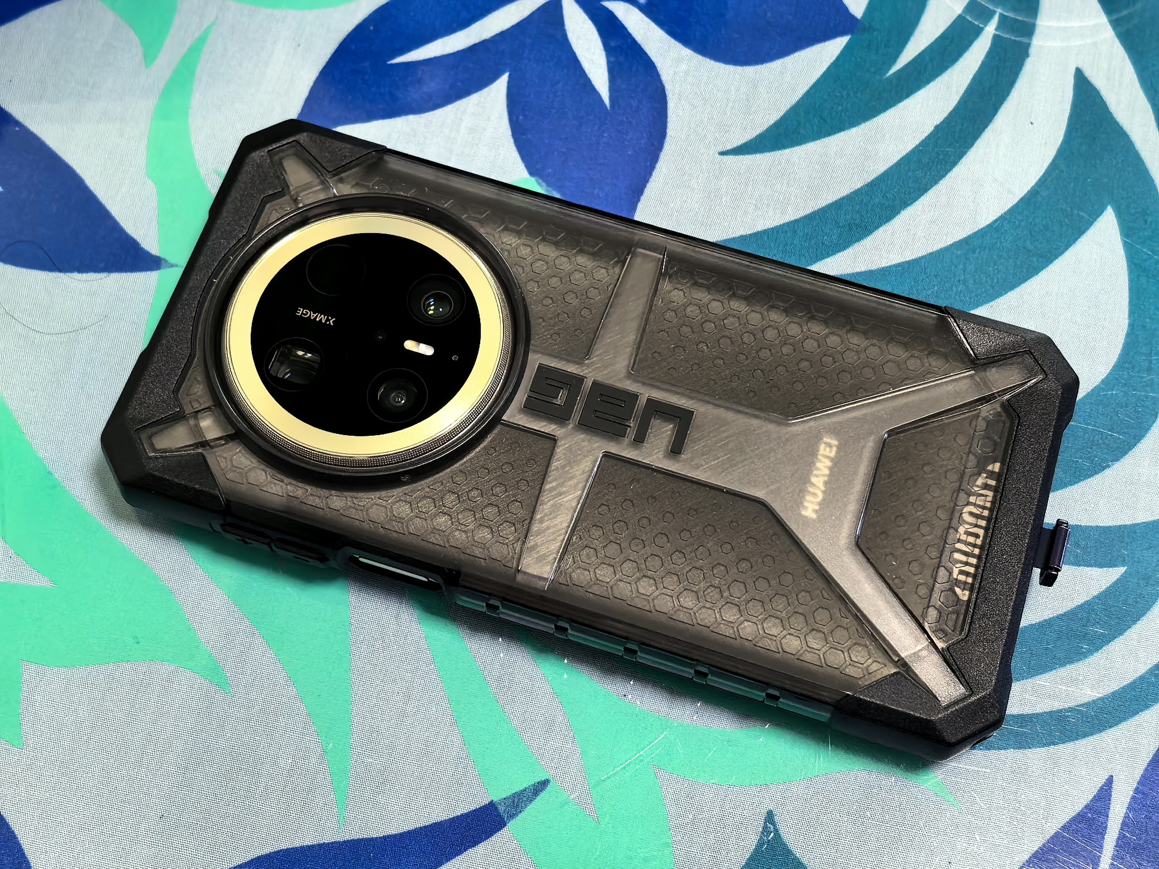 UAG適用于華為Mate70Pro/70Pro+手機殼防摔全包保護殼【鉆石系列透明灰色】 曬單實拍圖