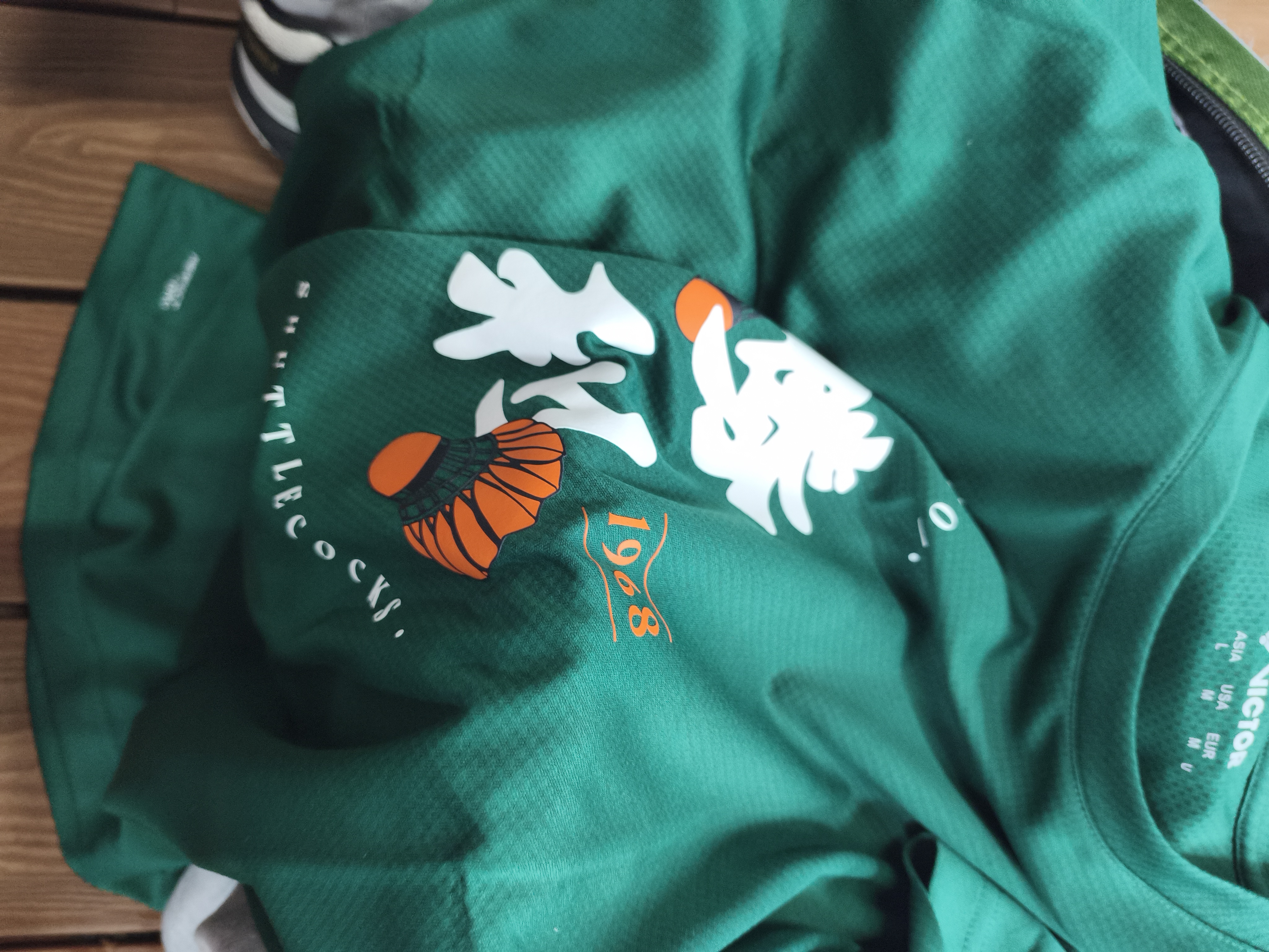 威克多（VICTOR）清倉款羽毛球服男勝利訓練針織圓領T恤運動短袖男款女運動服上衣 T45004G碧綠 L 曬單實拍圖