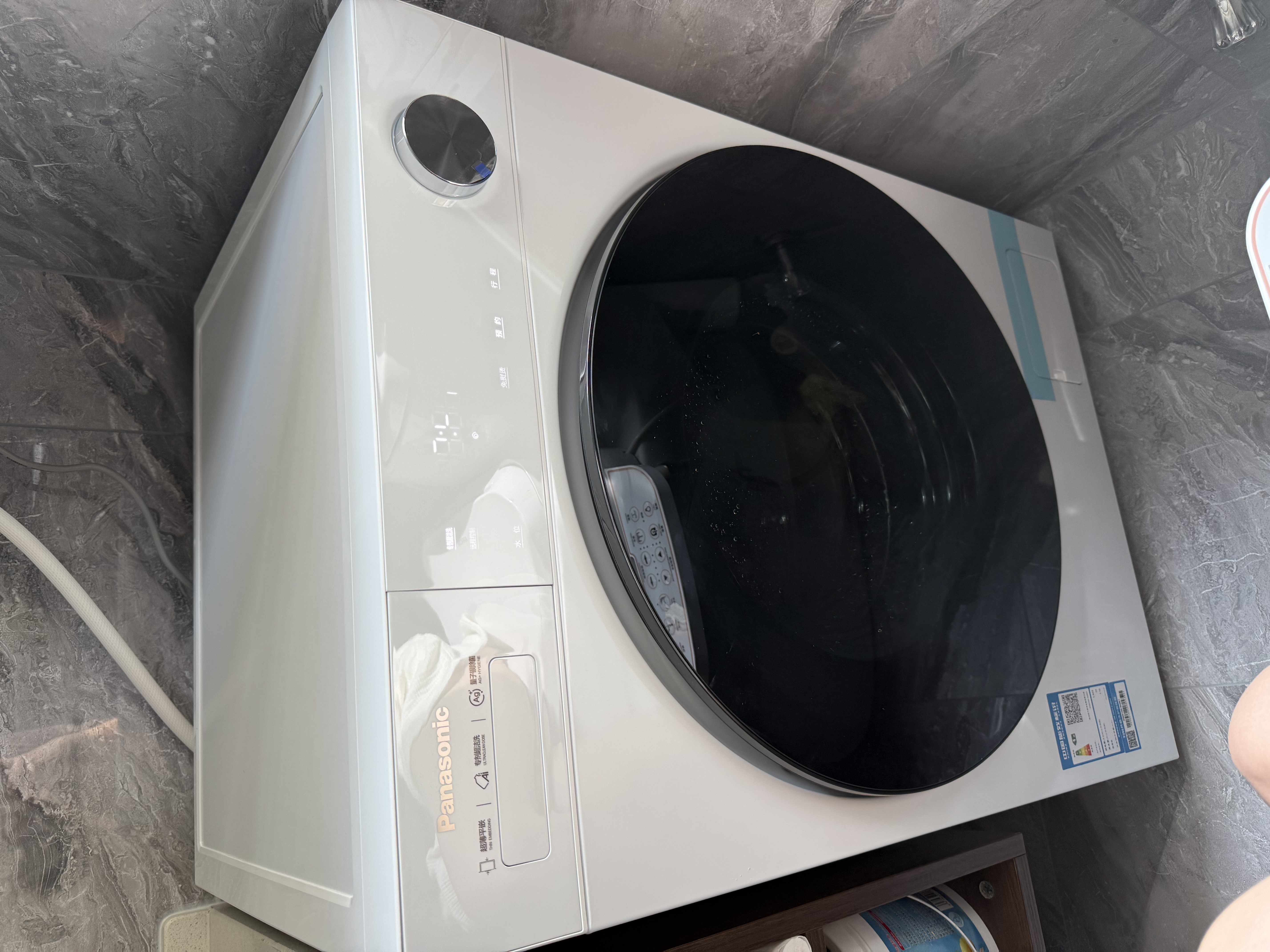 松下（Panasonic）白月光5.0Ultra滾筒洗衣機10kg超薄全嵌智能投放水氧防過敏95℃高溫除菌除毛羽絨服洗XQG100-N4M1 曬單實拍圖