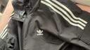 adidas通勤百搭經(jīng)典休閑運(yùn)動連帽夾克外套男女春夏阿迪達(dá)斯三葉草 黑色   S 曬單實(shí)拍圖