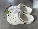 卡駱馳（CROCS）新款厚底云朵洞洞鞋送女友禮物206750 白色   37-38 曬單實(shí)拍圖