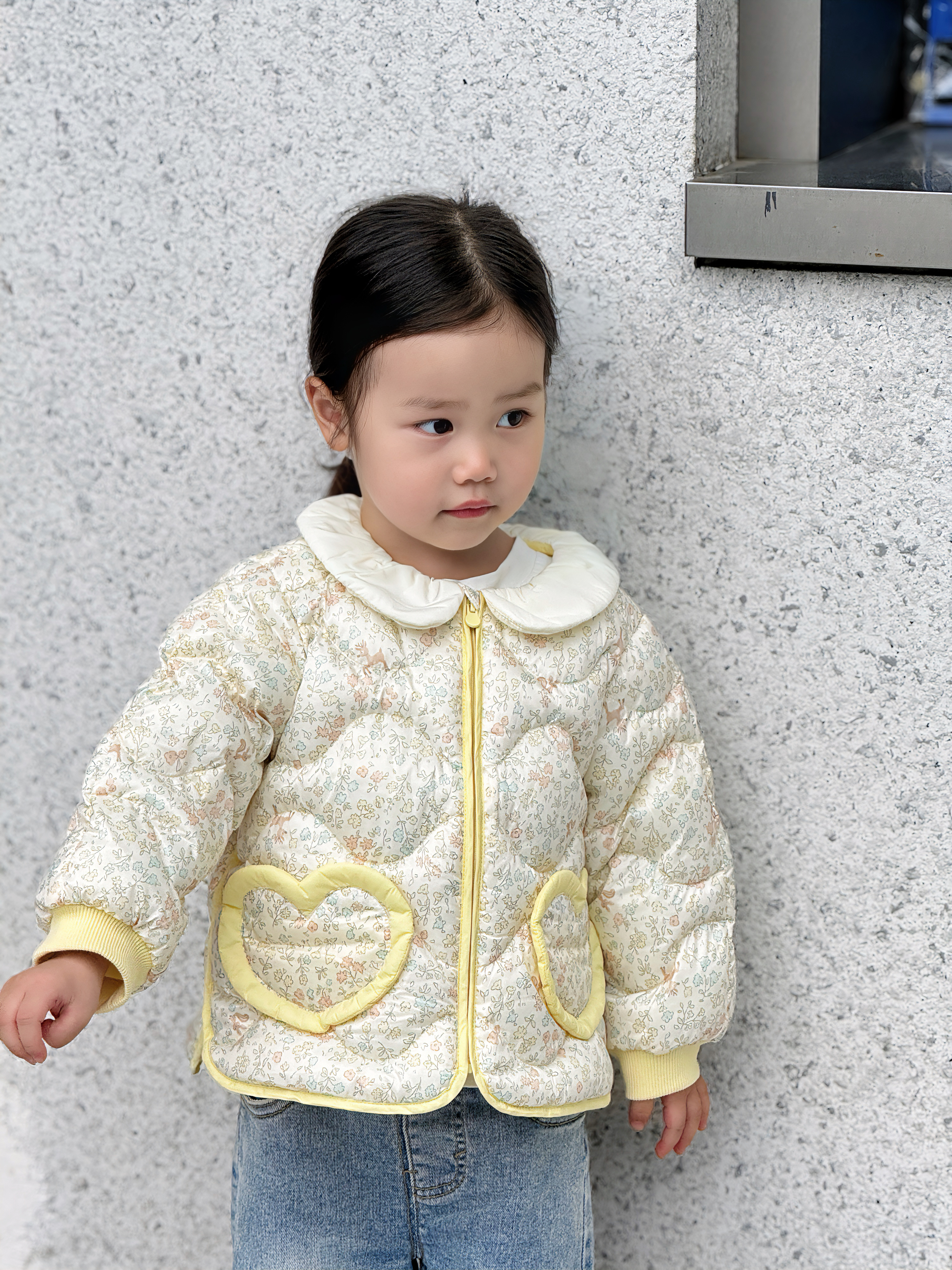 巴拉巴拉兒童羽絨服男童女童輕薄2026冬季新款寶寶衣服萌趣保暖外套防潑水 黃色調00333-白鴨絨 90 充絨量28g 曬單實拍圖