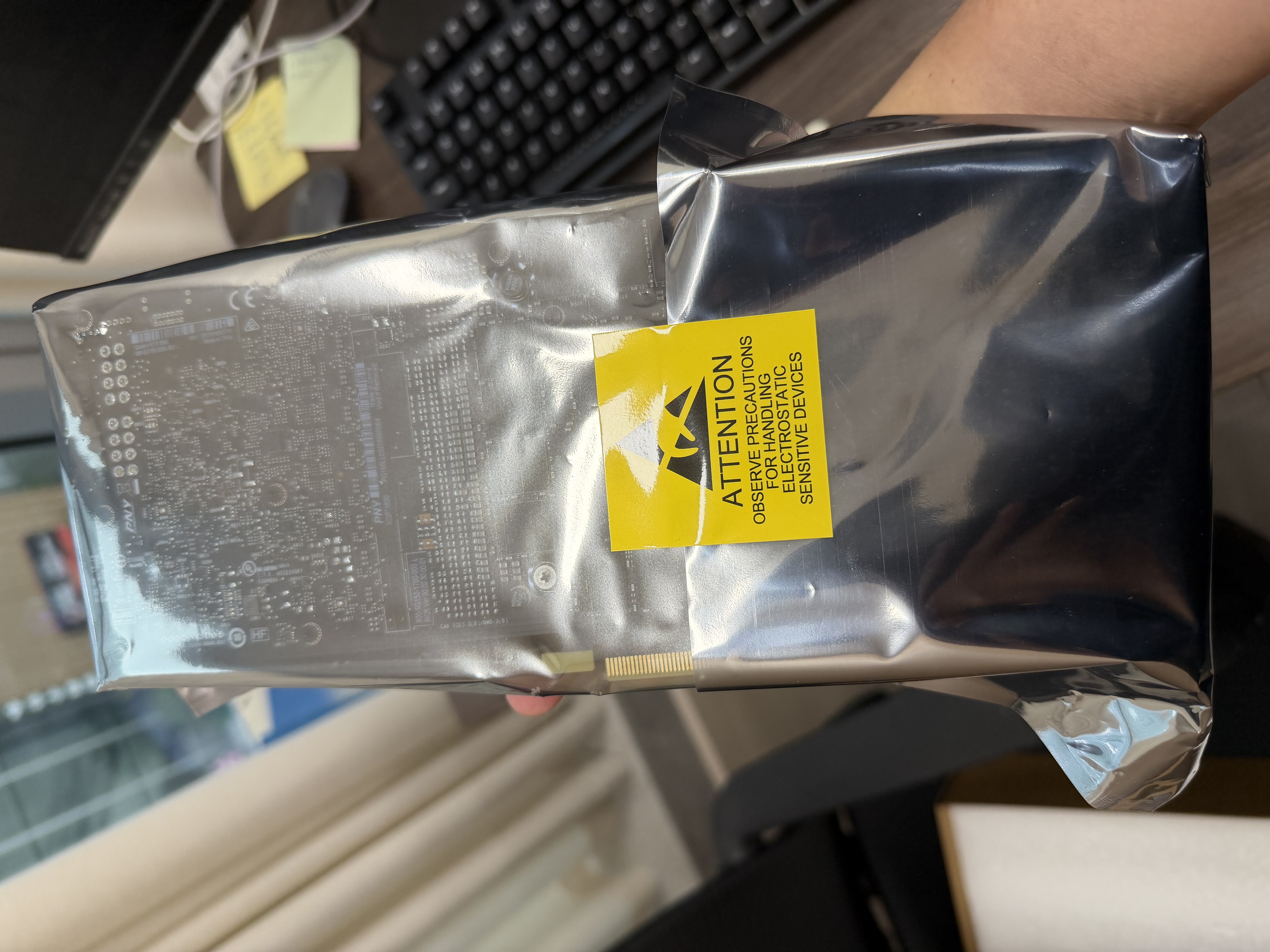 英偉達RTX8000 48G 3D建模渲染繪圖服務器工作站GPU剪輯圖形顯卡大數據AI視頻專業顯卡 工業包裝 曬單實拍圖