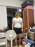 優衣庫Disney x F1? UT/短袖T恤女裝印花T恤489256 02 淺灰色 L 曬單實拍圖