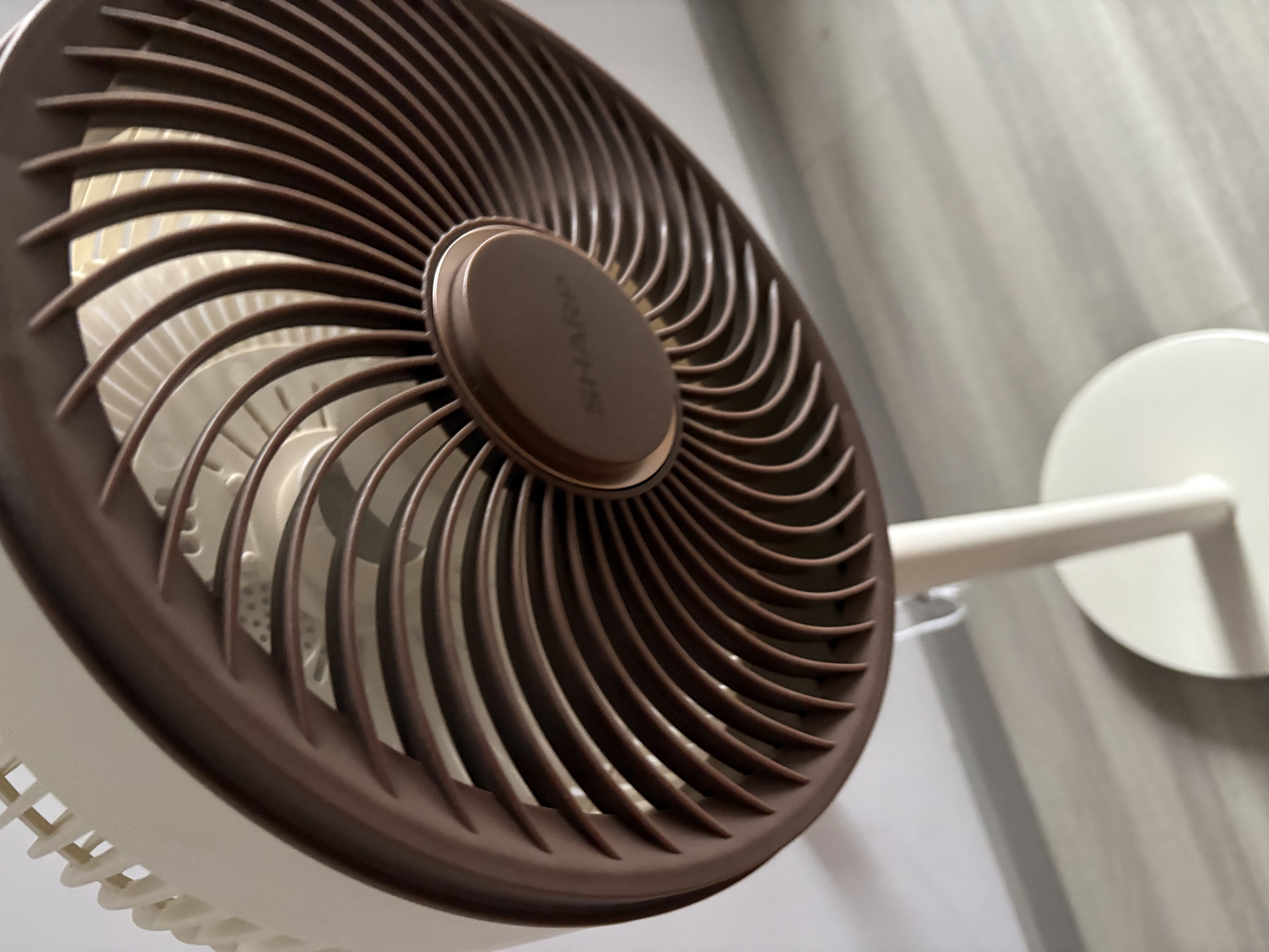 夏普電風(fēng)扇空氣循環(huán)扇語音遙控家用臺地兩用扇低噪電風(fēng)扇搖頭渦輪對流大風(fēng)力辦公室宿舍風(fēng)扇 【AI語音直流款】仿生羽翼葉片香薰驅(qū)蚊227A-H 曬單實(shí)拍圖