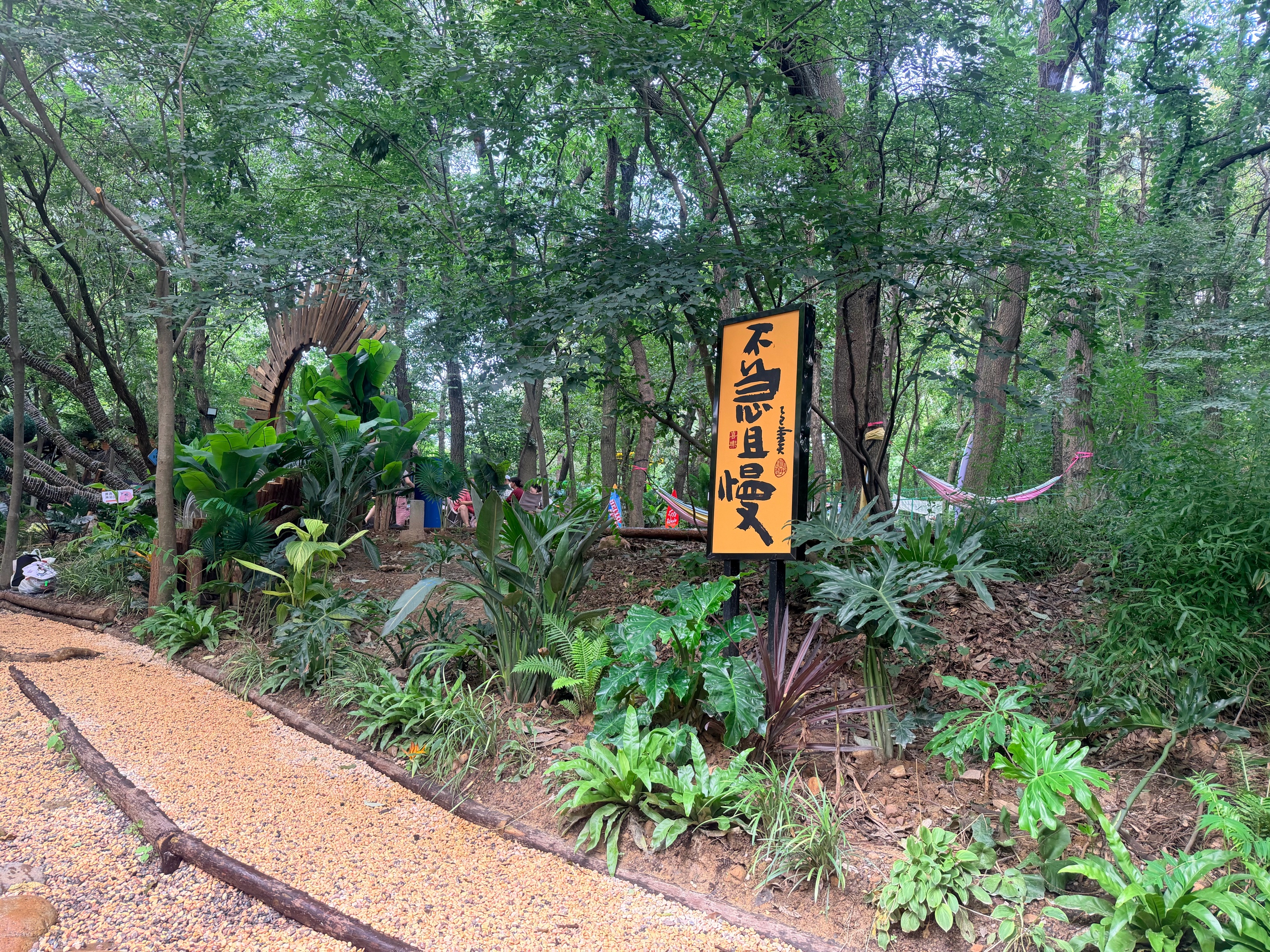 如山兒童餐盤(pán)分格家用寶寶吃飯專(zhuān)用輔食碗自助進(jìn)食兒童餐具套裝 曬單實(shí)拍圖