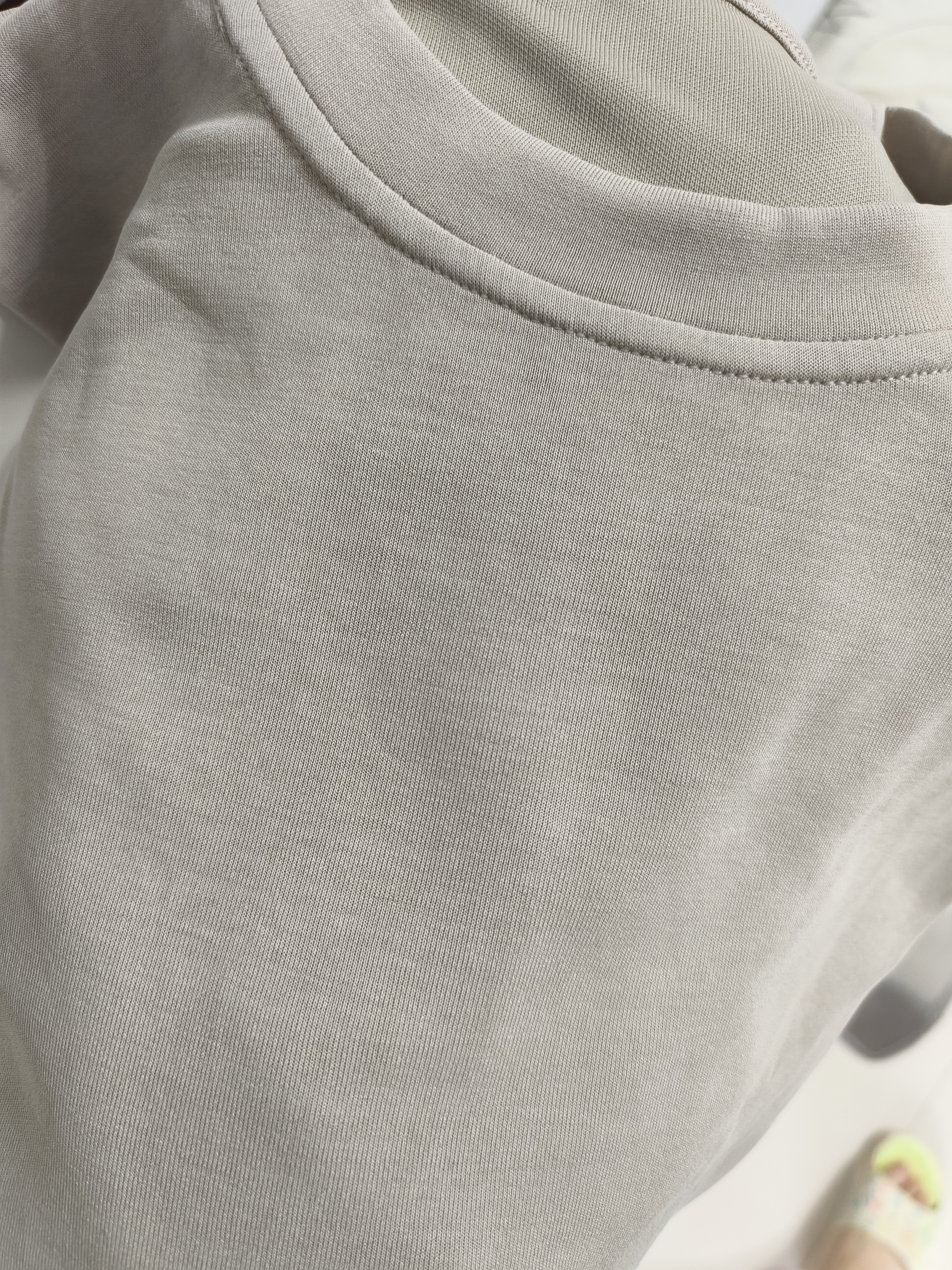 lululemon丨Drapey Softstreme女士超寬松短袖T恤 速干 LW3LFNS 都市沙棕 L 曬單實(shí)拍圖