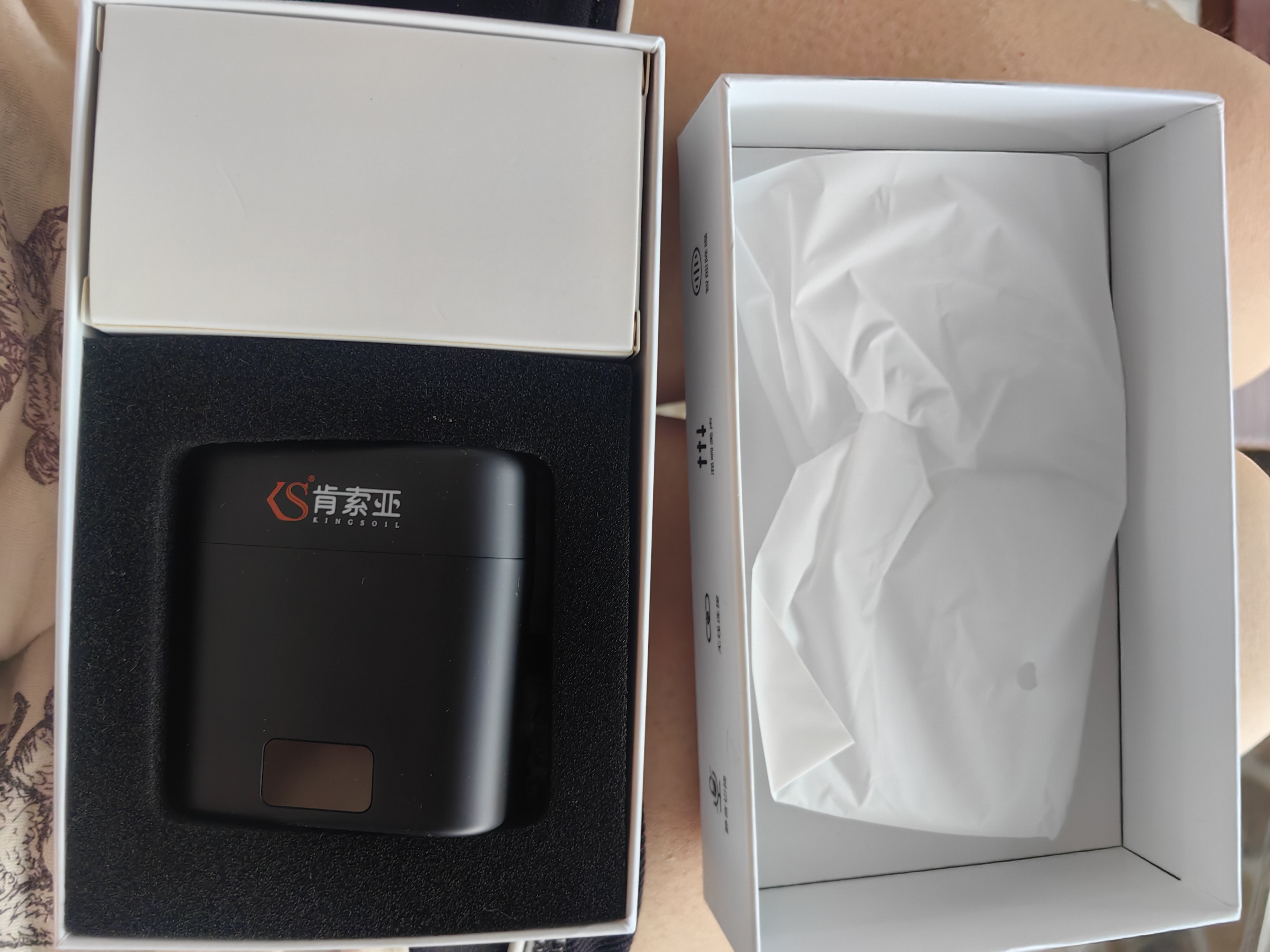 肯索亞M3無(wú)線領(lǐng)夾麥克風(fēng)直播專用收音降噪耳麥采訪主播錄音手機(jī)電腦相機(jī)拍視頻夾領(lǐng)式拾音器K歌混響話筒 一拖一帶倉(cāng)【Type-C版】安卓+蘋果15及以上 曬單實(shí)拍圖