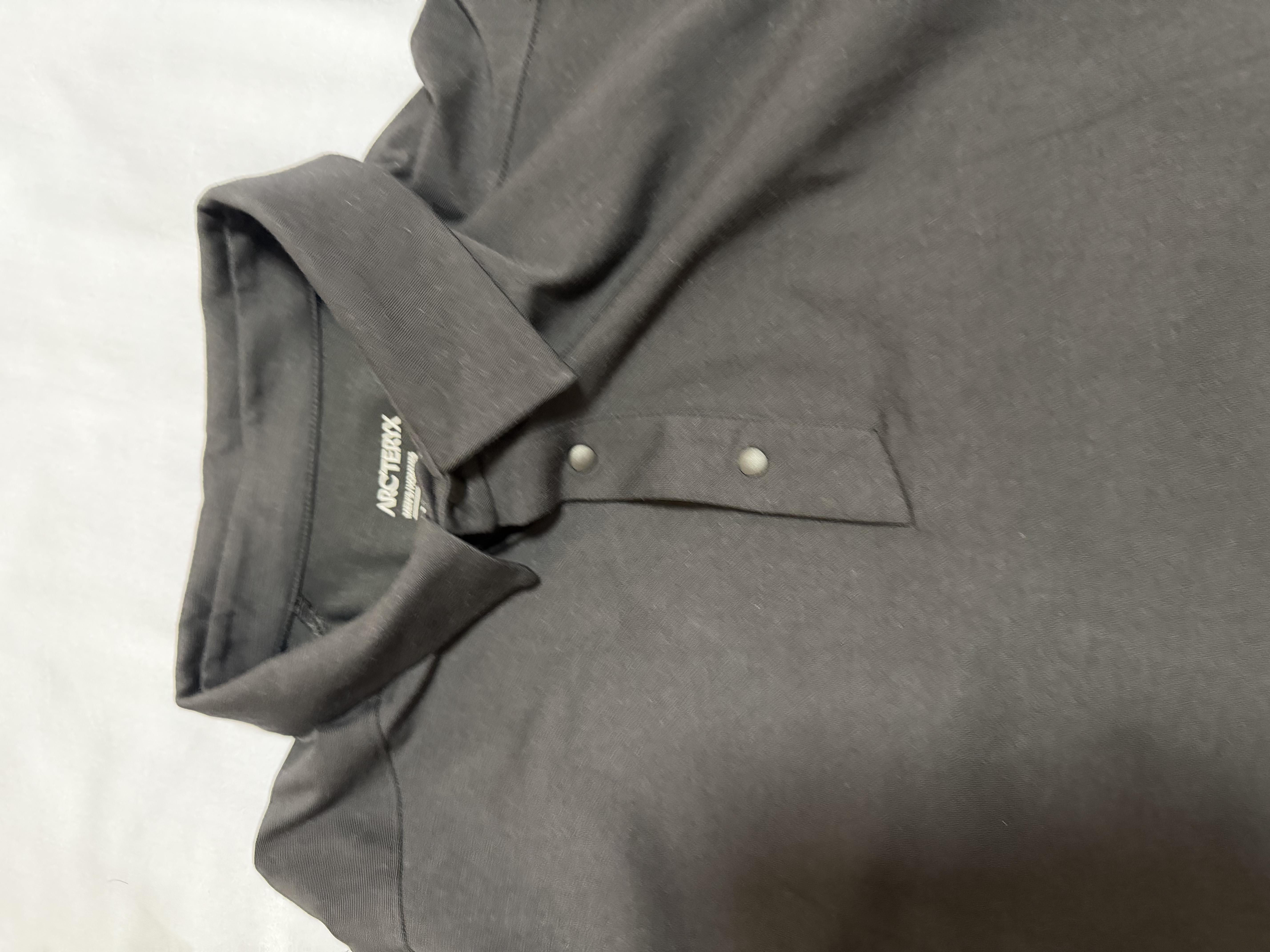 ARC'TERYX始祖鳥 CAPTIVE POLO 男子 休閑短袖POLO衫 BLACK/黑色 M 曬單實拍圖