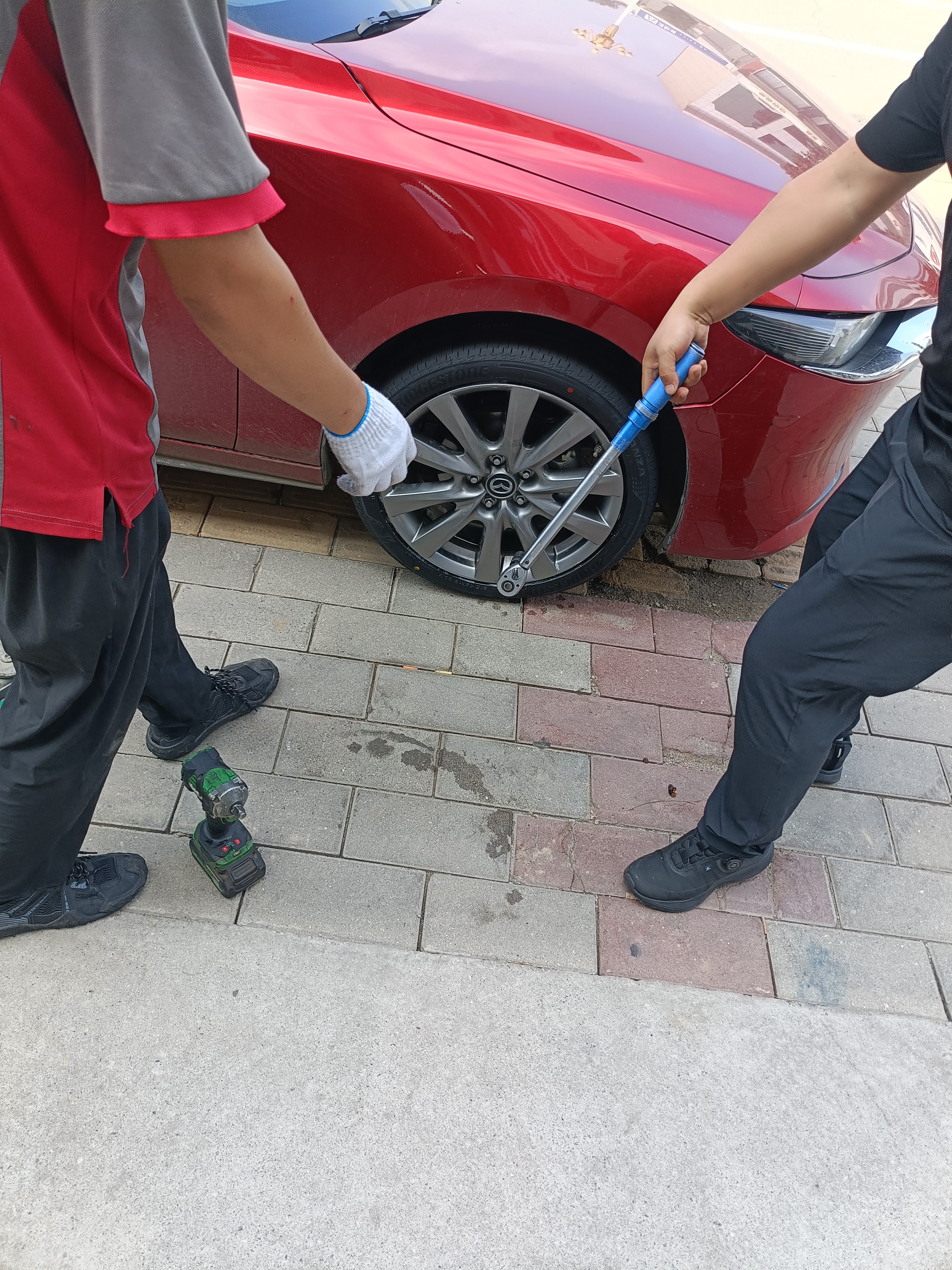 普利司通（Bridgestone）汽車輪胎 215/45R18 89W T005A 原配馬自達(dá)3 適配昂克賽拉/邁騰 曬單實拍圖