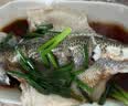 瓷俠客純白魚盤家用蒸魚盤子骨瓷大盤子剁椒魚頭陶瓷長方形深盤 10英寸荷塘魚盤 1個 25.5cm 曬單實拍圖