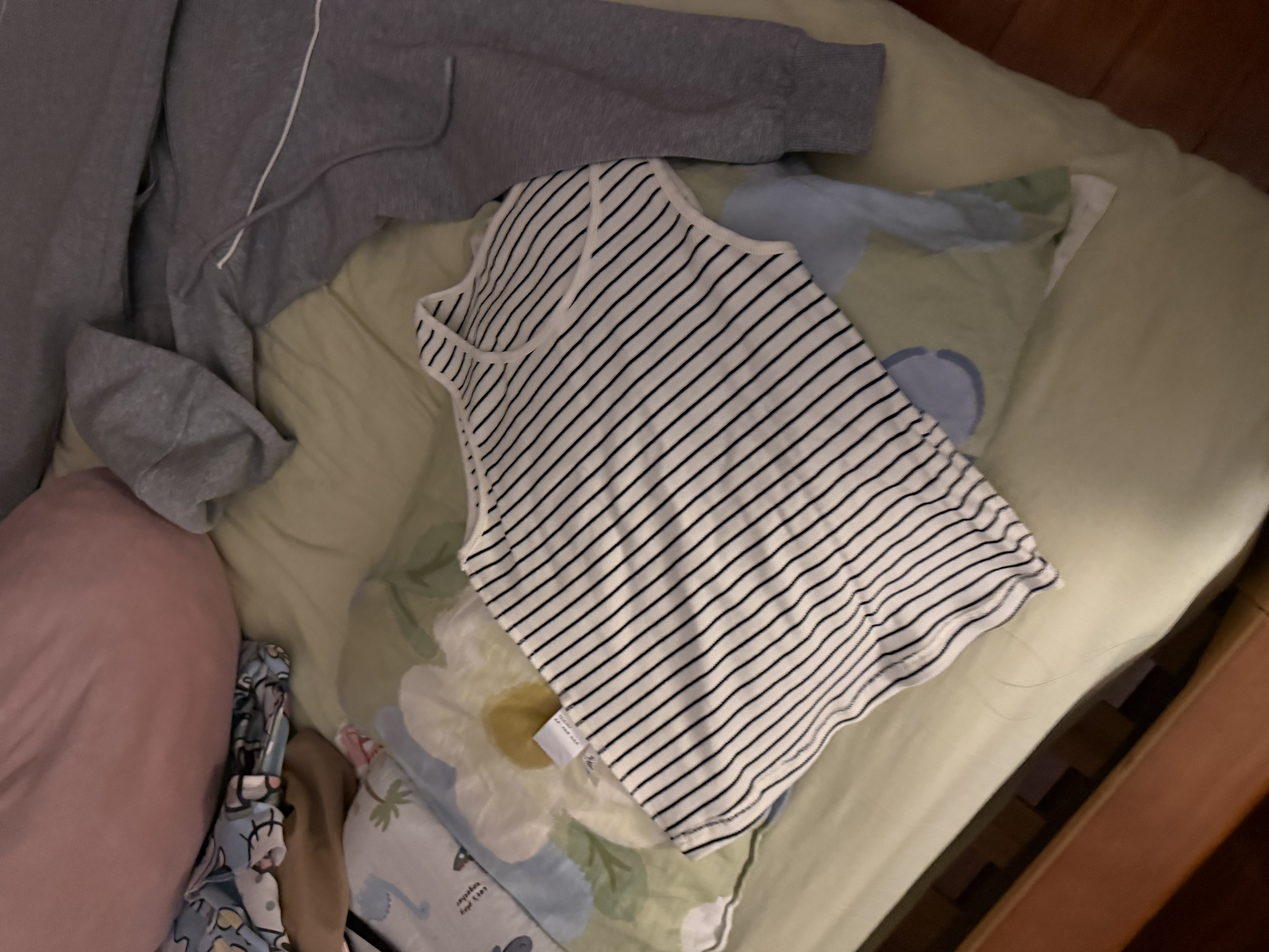 紫涵（ZIHAN）紫涵休閑運動條紋背心連帽外套衛褲三件上下套裝女年秋季新款 灰色 S 曬單實拍圖