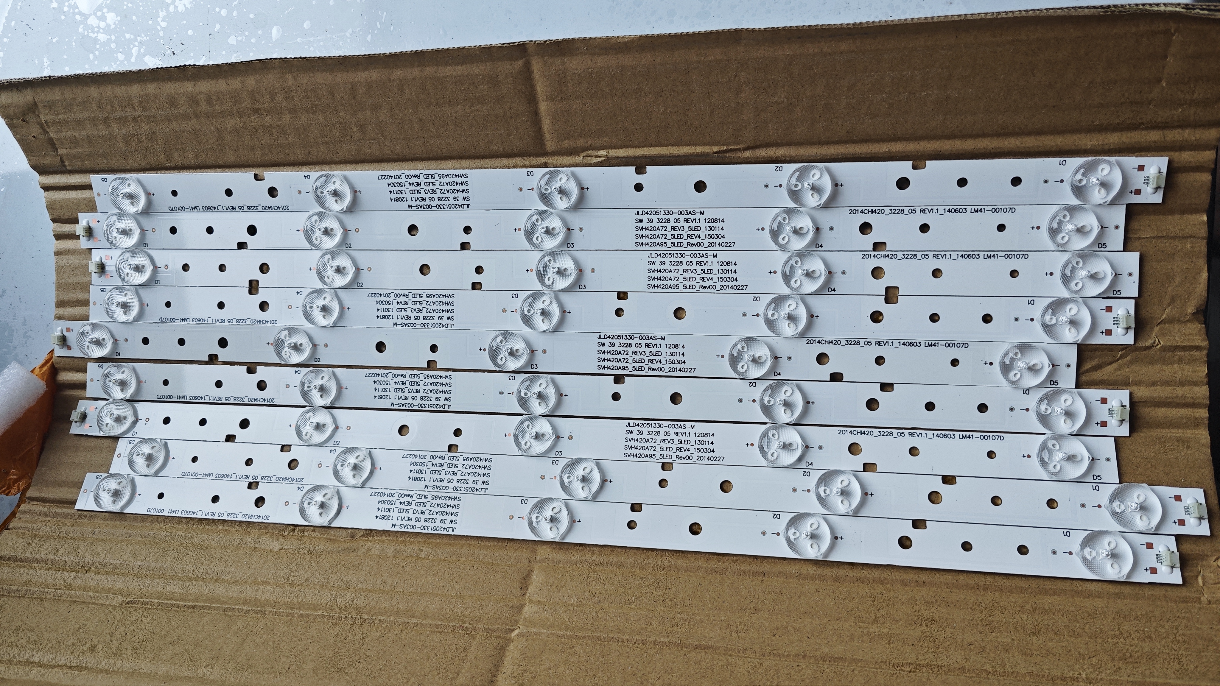 海信適用海信LED42K20JD 42K30JD 42EC260JD 42EC110JD電視機背光燈條 LED42EC260JD【9條5燈3V】 曬單實拍圖