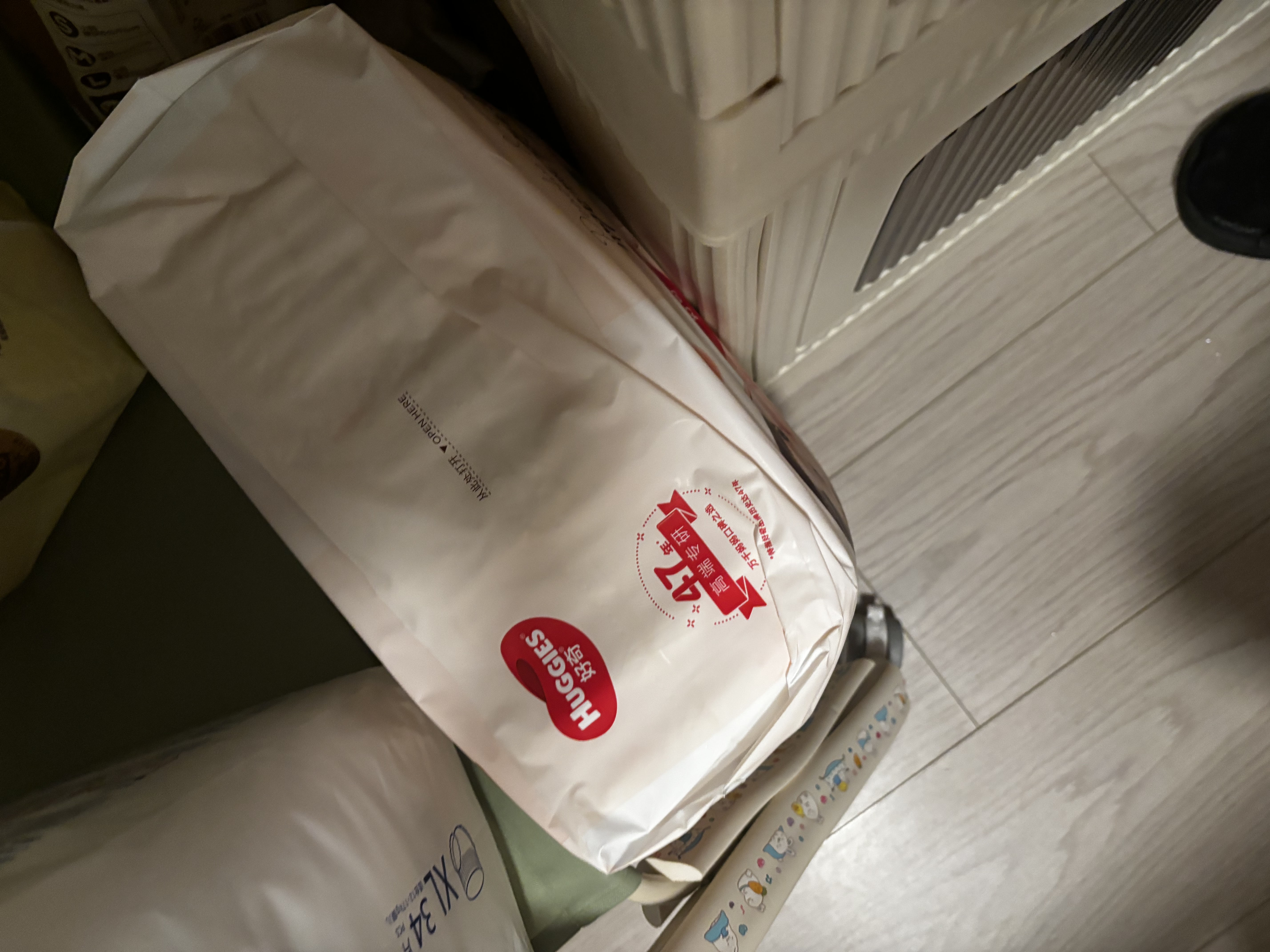 好奇（Huggies）鉑金裝小桃褲拉拉褲XL64片(12-17kg)加大號尿不濕【夏季散熱王】 曬單實拍圖