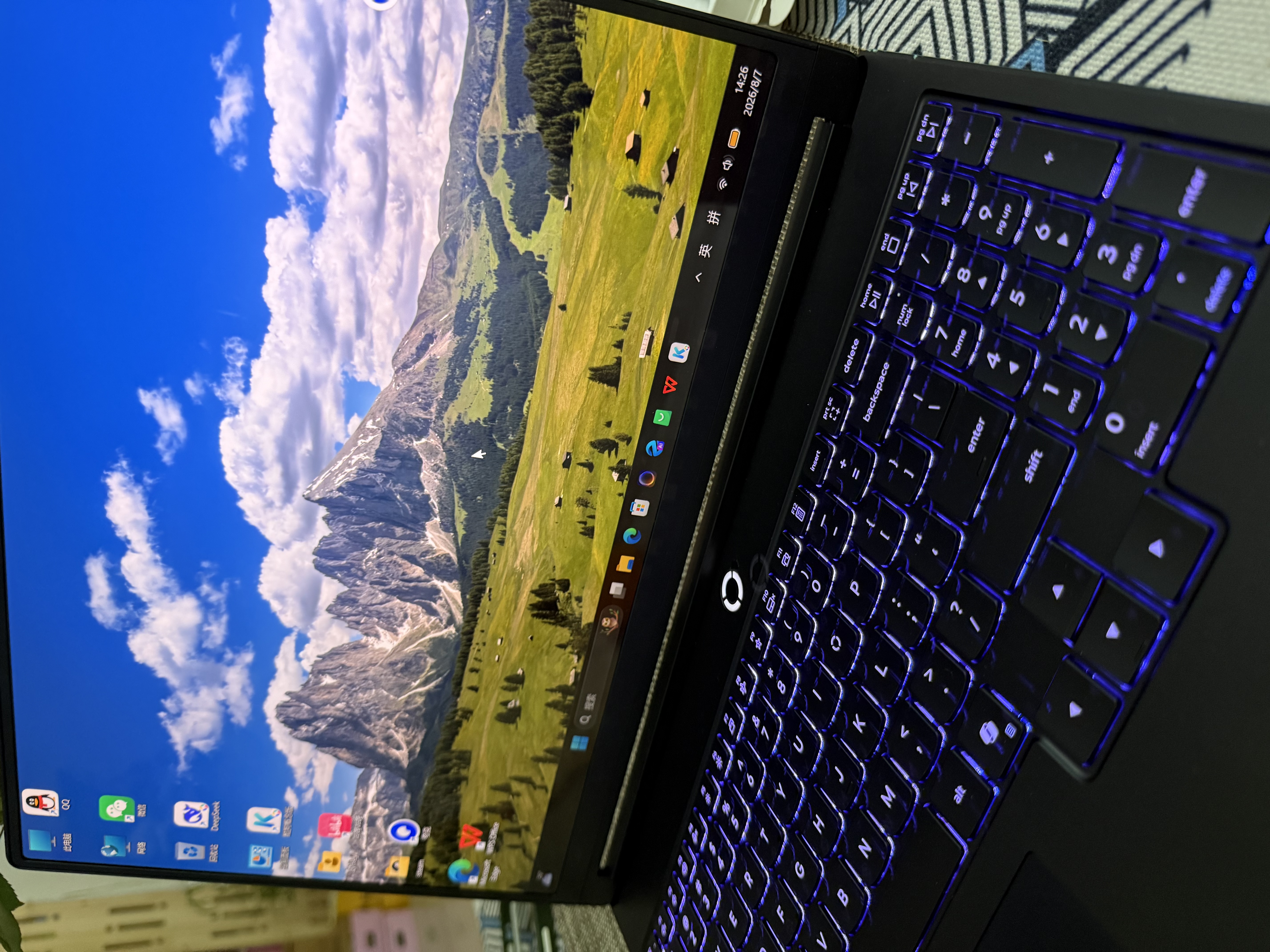 聯(lián)想拯救者Y7000X 2026 電競(jìng)游戲本筆記本電腦(酷睿Ultra 7 251HX 16G 1T RTX5060 2.5K 165Hz) 黑 曬單實(shí)拍圖