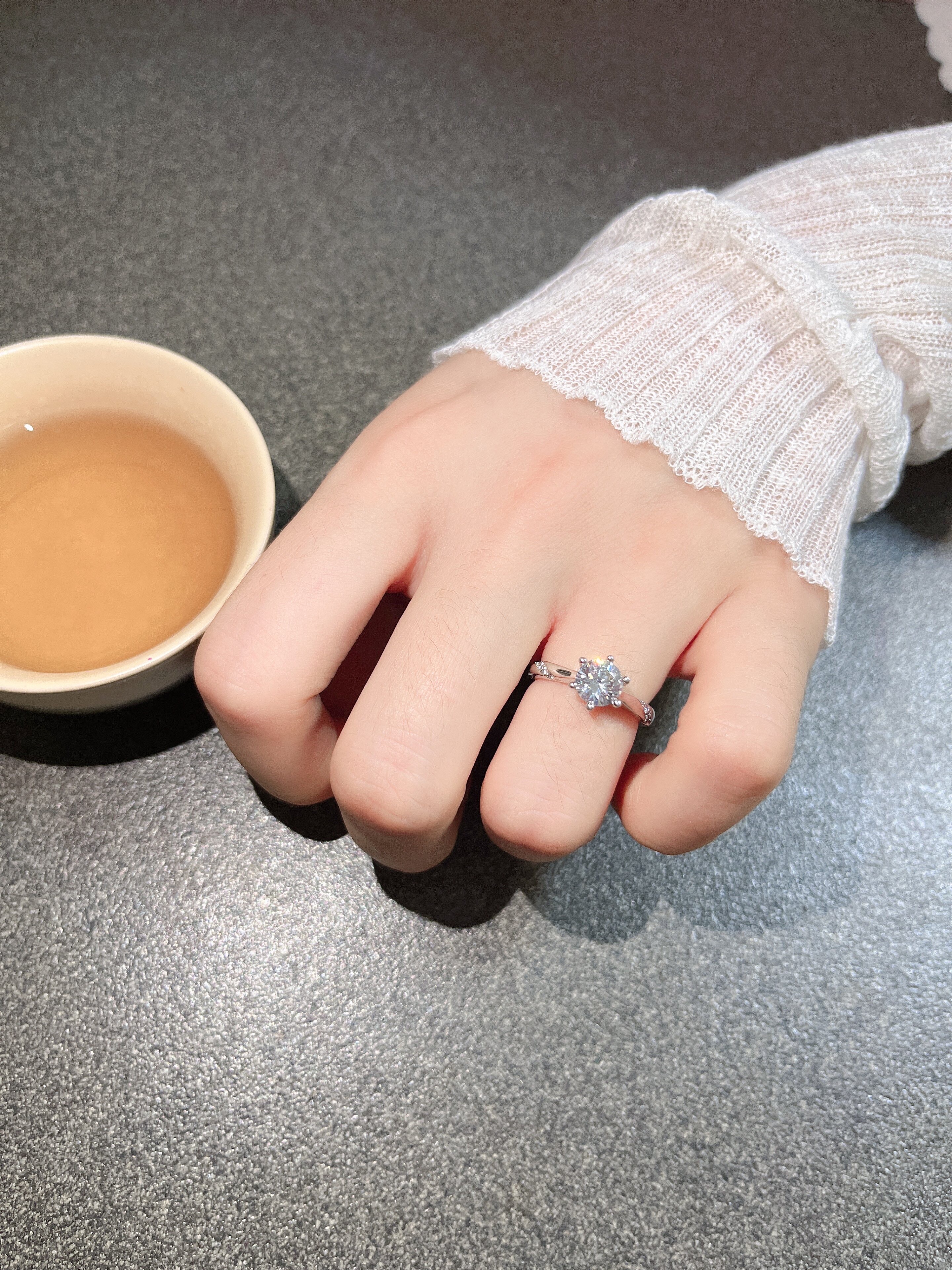 VCIXYOUPT950鉑金星芒戒指女一克拉鉆戒高級感求訂結婚戒表白禮物送女友 PT950鉑金戒指一克拉 曬單實拍圖