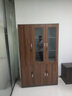 雨松辦公室文件柜簡(jiǎn)約現代木質(zhì)老板背景柜柜子隔斷柜資料柜玻璃門(mén)高柜 夏特胡桃-3門(mén)柜 16mm 曬單實(shí)拍圖