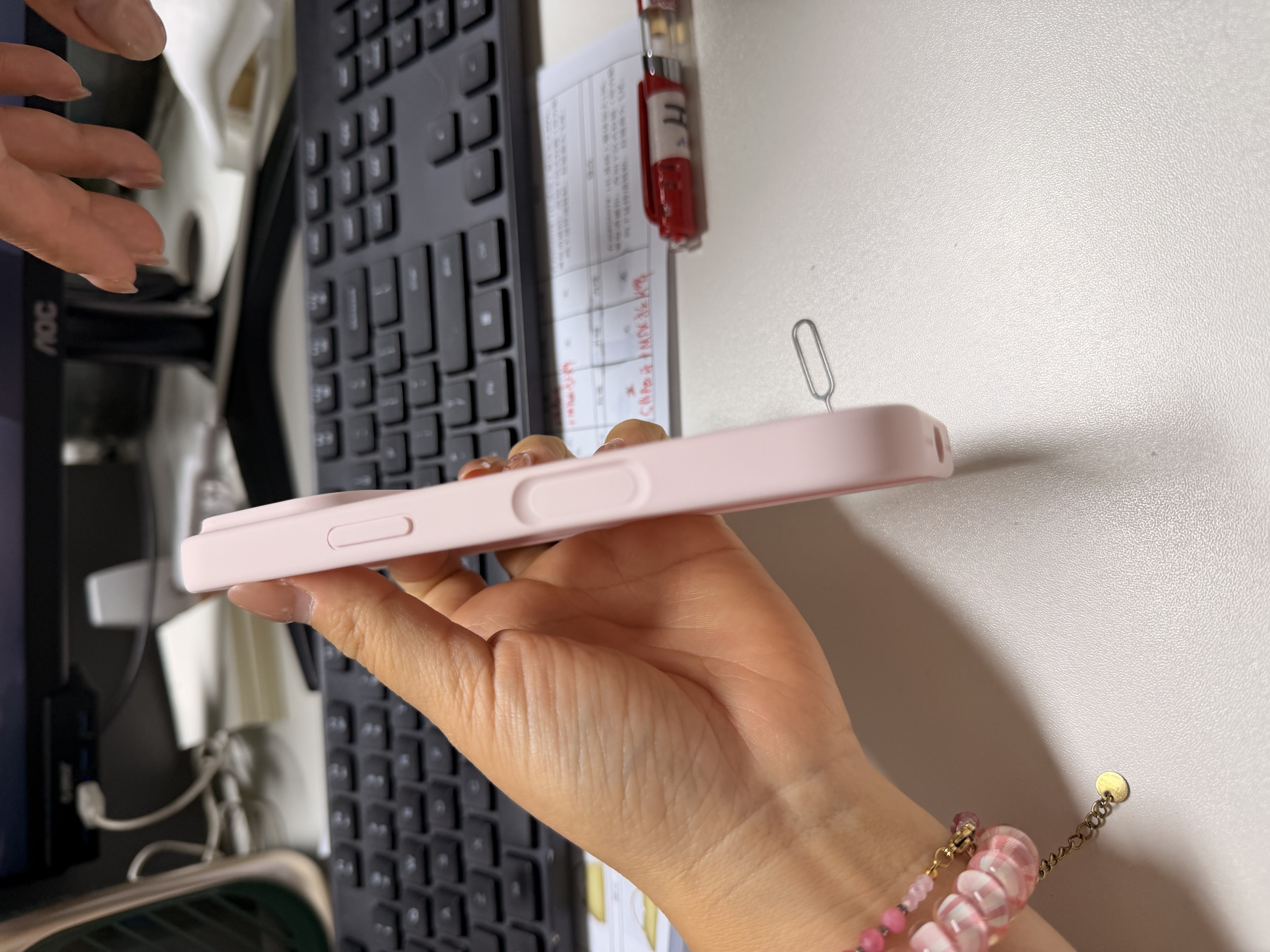 第一衛DIVI【超薄柔性液態】適用蘋果17Pro手機殼iphone17pro保護套全包防摔防磨防震親膚液態硅膠款超薄 粉 曬單實拍圖