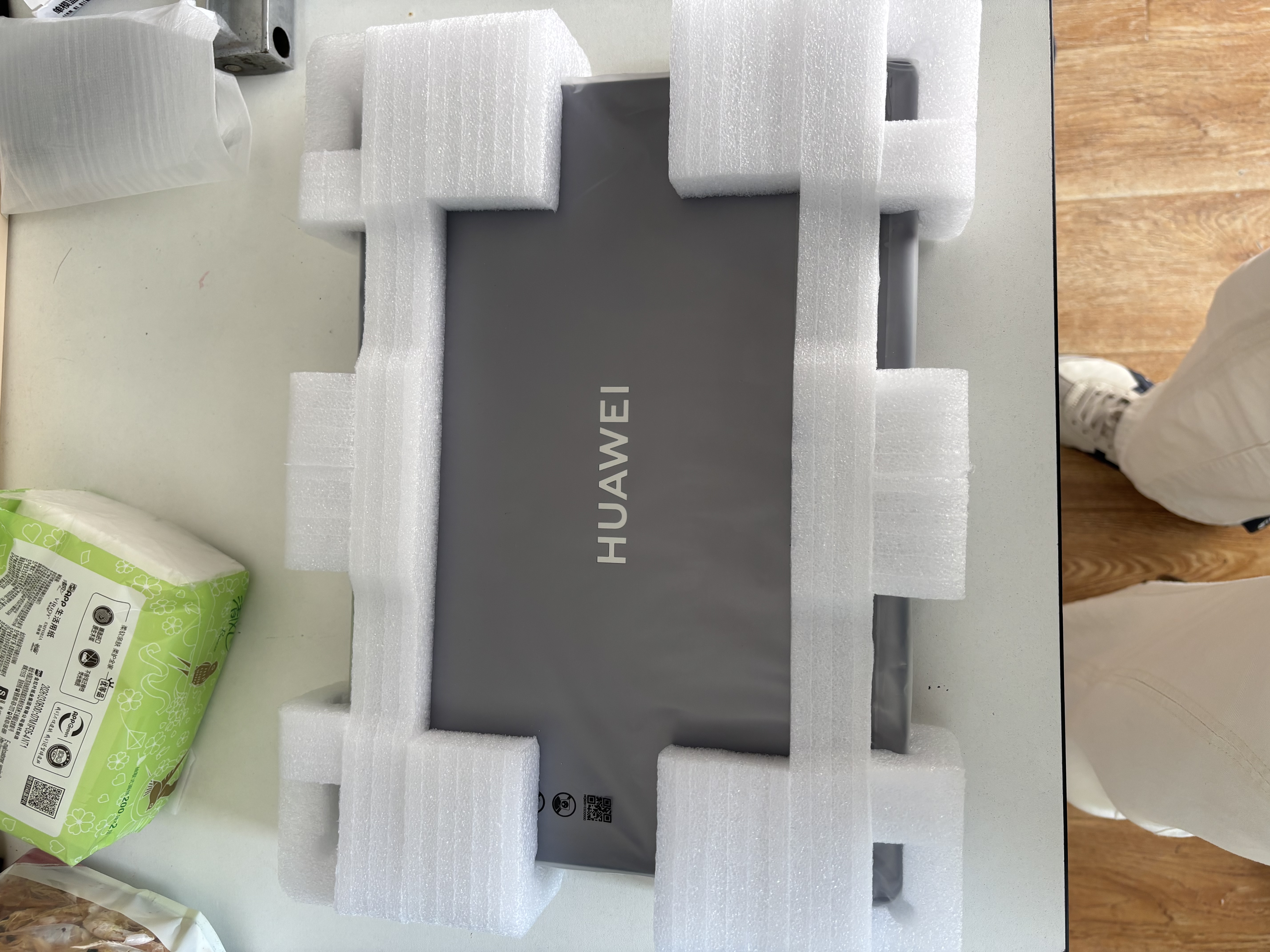 華為（HUAWEI）MateBook 14 Linux【國家補(bǔ)貼15%】筆記本電腦 2.8K觸控屏超極AI學(xué)生電腦商務(wù)辦公輕薄本 Ultra5 125H 24G 1T 深空灰 V20 2026款 預(yù)裝 曬單實(shí)拍圖
