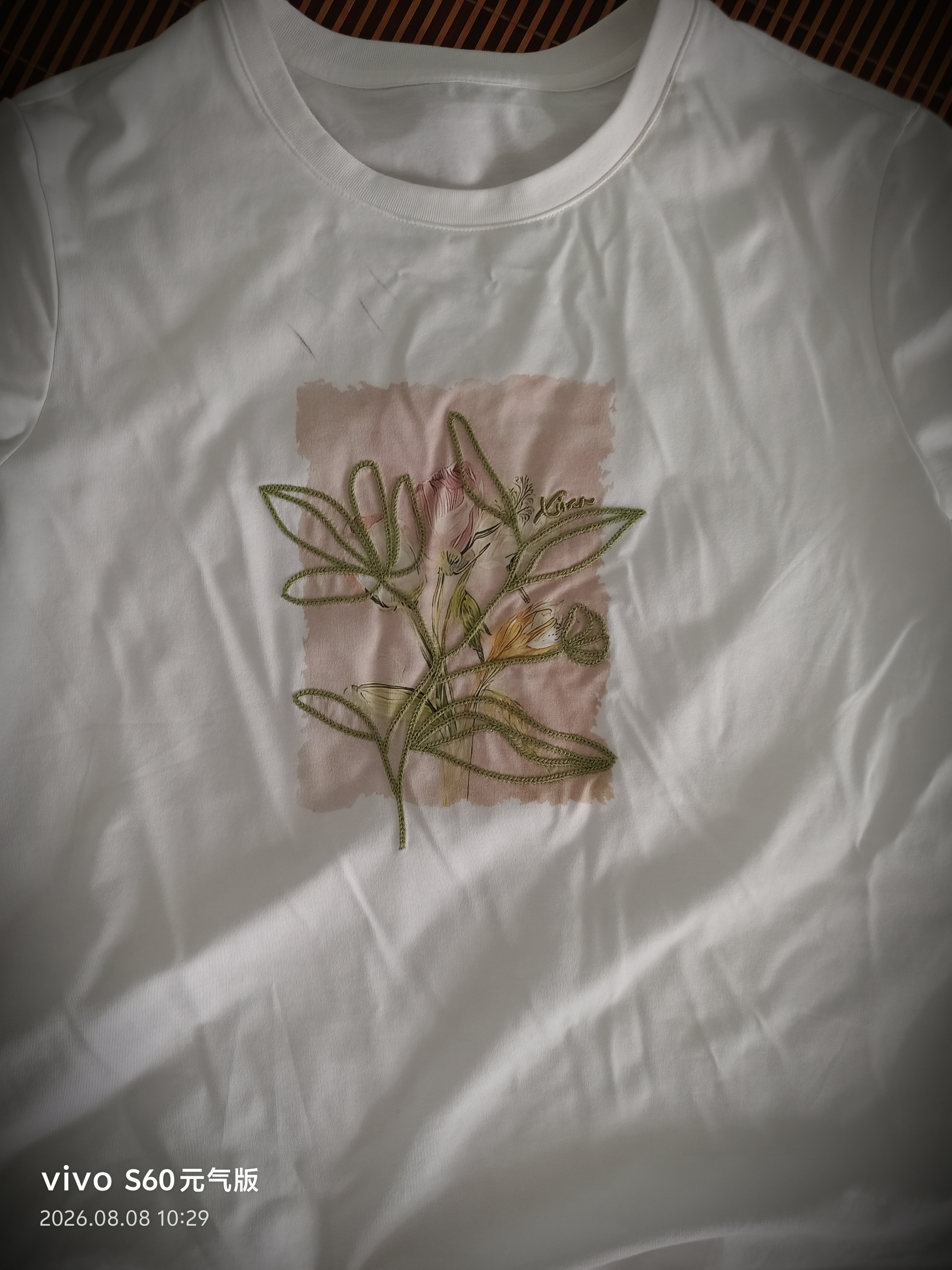 香影【涼感抑菌】刺繡印花白t恤女2026夏季新款圓領短袖棉質上衣 白色 XL 170/125-140斤/上衣57.5CM 曬單實拍圖